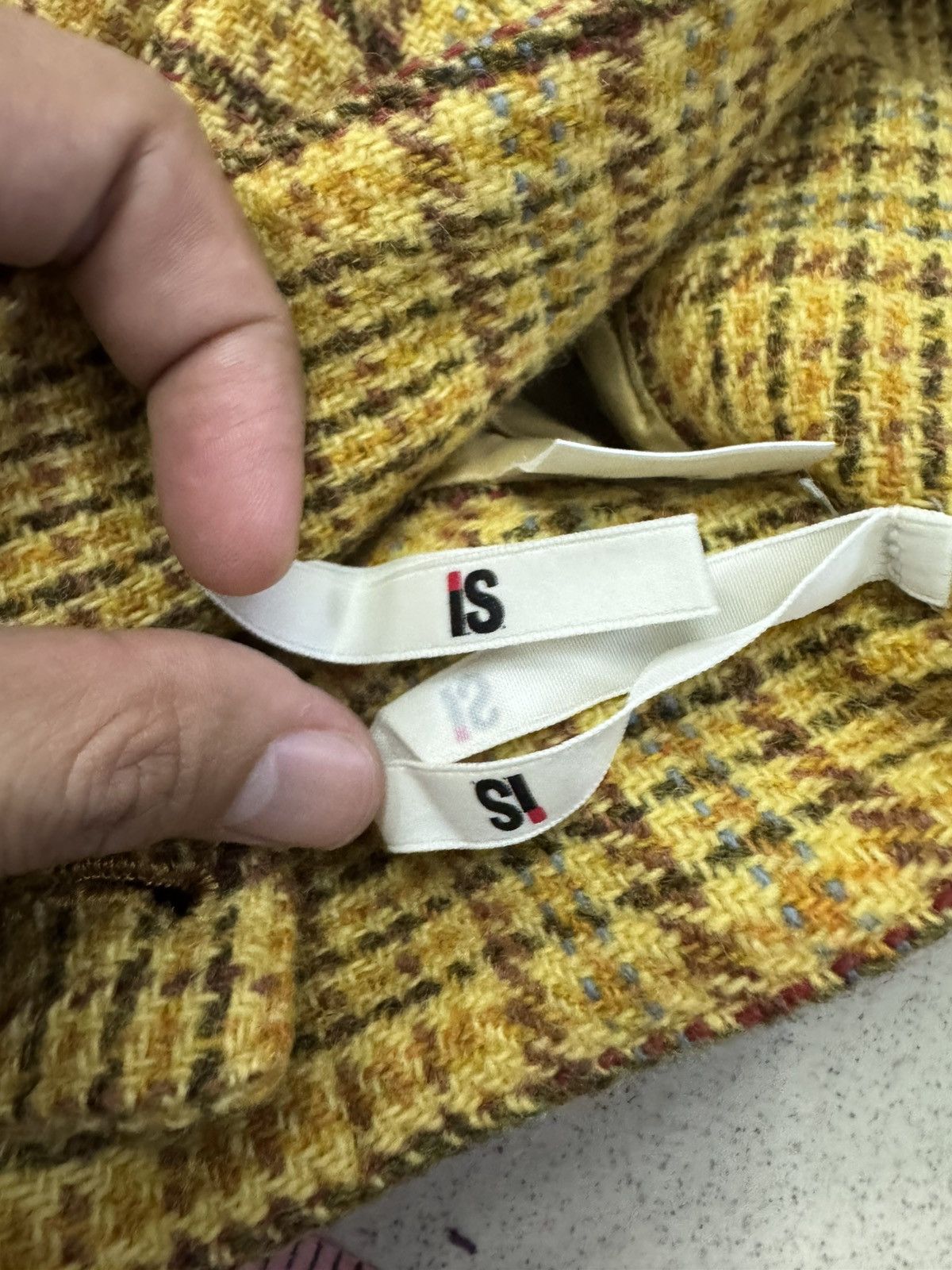 Issey Miyake 1980s I.S ISSEY MIYAKE WOOL TWEED BAGGY PANTS Size 27" / US 4 / IT 40 - 4 Thumbnail