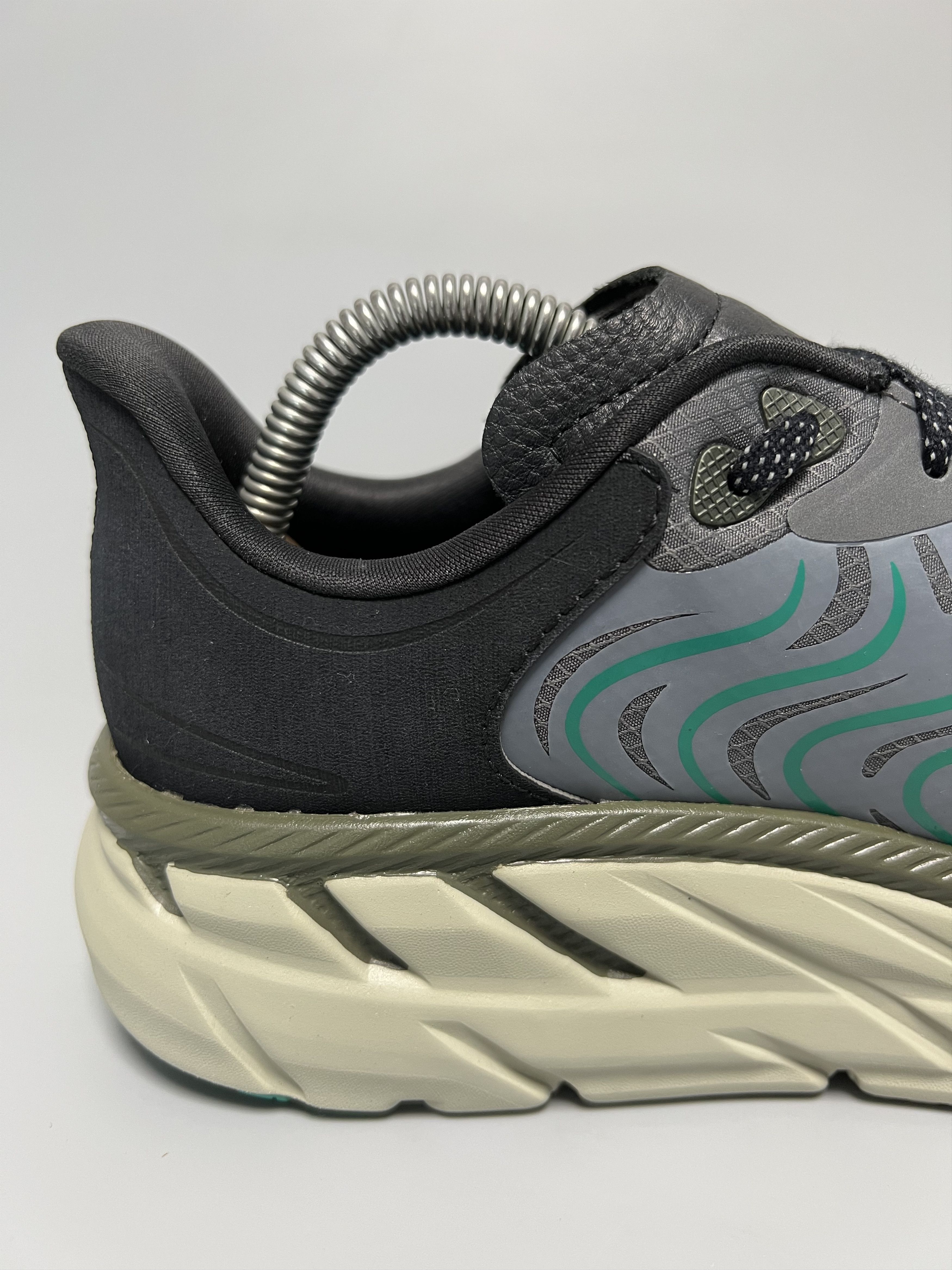 Hoka Hoka One One U Clifton LS 'Stealth Tech Pack' Running Shoes Size US 7 / EU 40 - 6 Thumbnail
