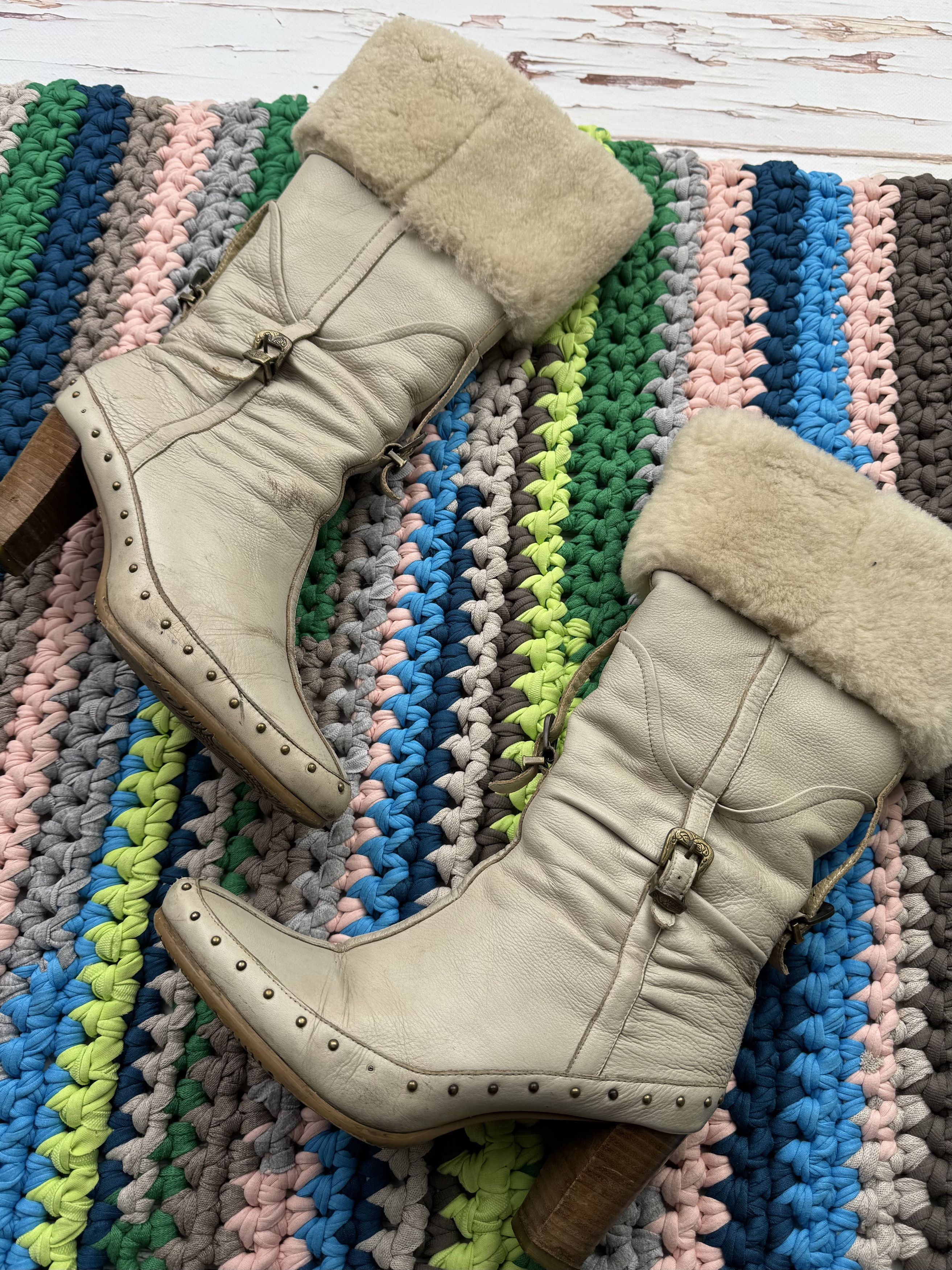 Vintage Vintage Leather Sheepskin Boots With Straps (ET1)(D15) Size US 7 / IT 37 - 2 Thumbnail