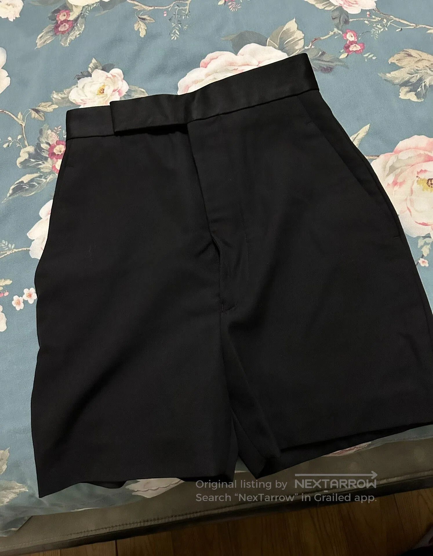 Haider Ackermann Haider Ackermann Women's Black Shorts. Size 22" - 1 Thumbnail