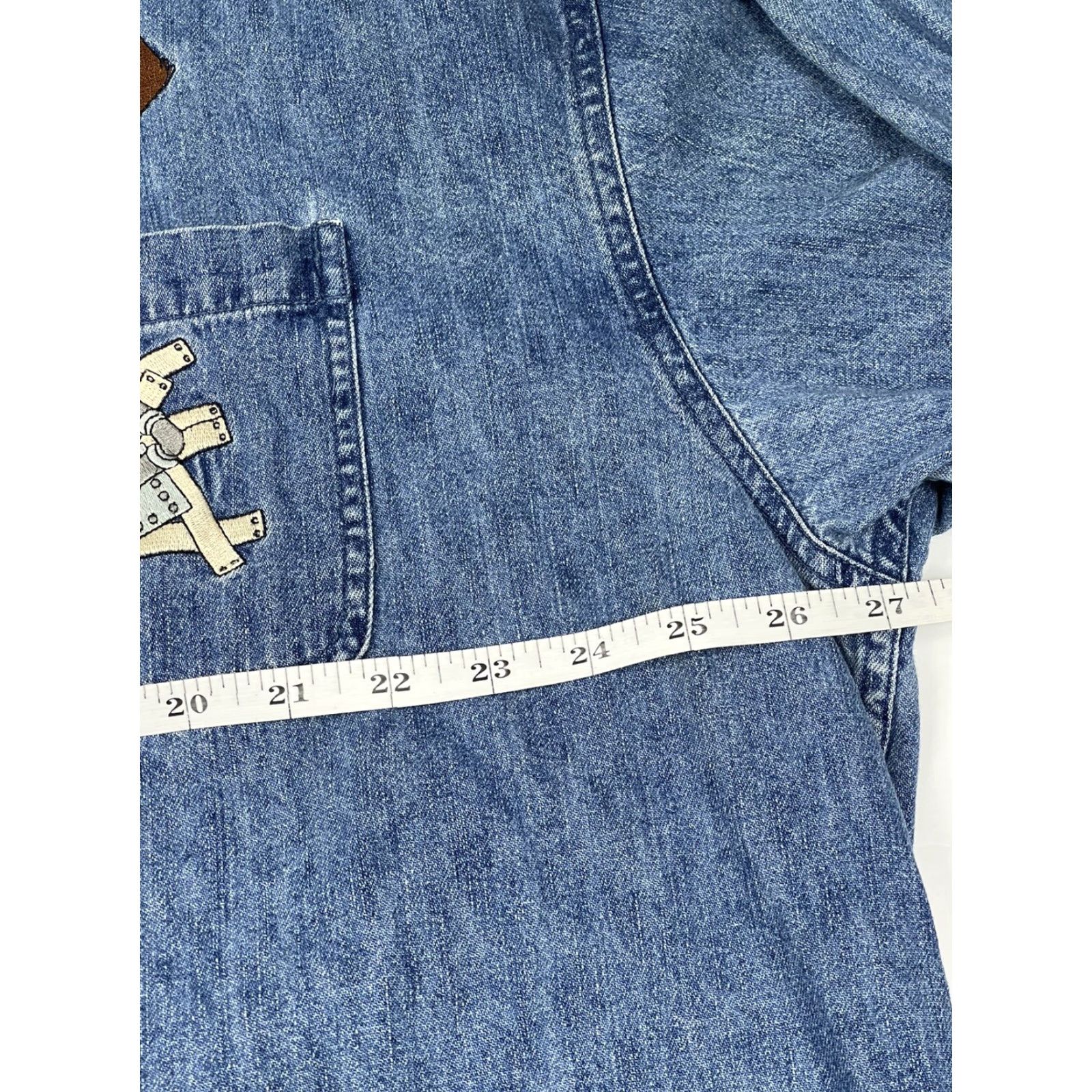 Vintage VINTAGE Warner Bros Taz Embroidered Denim Shirt Mens 2XL Blue 1999 90s Cowboy Rockabilly Workwear Button-Up Size US XXL / EU 58 / 5 - 7 Thumbnail