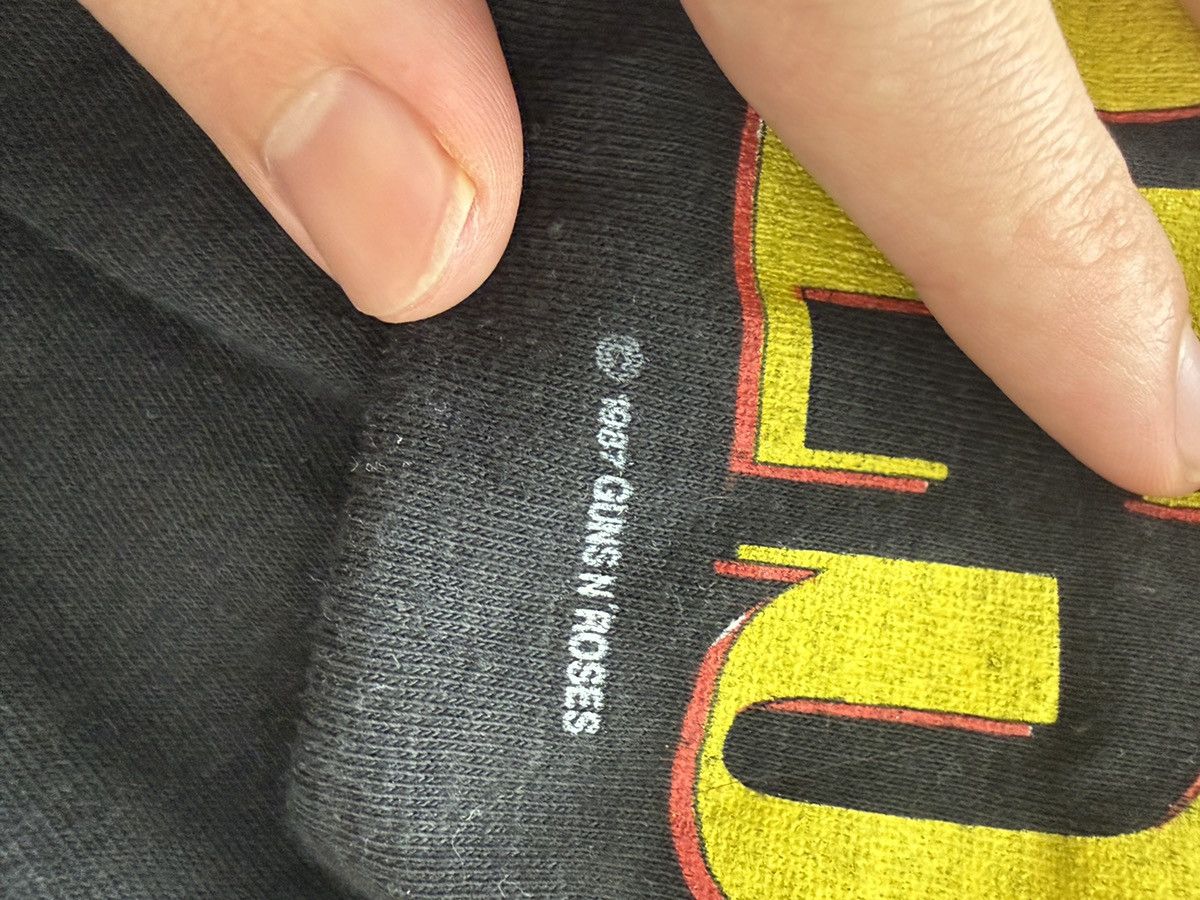 Other Vintage banned Guns N Roses tour tee Size US L / EU 52-54 / 3 - 4 Thumbnail