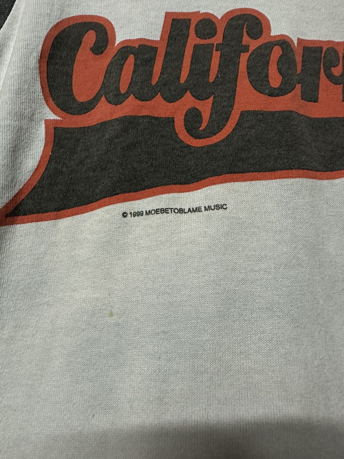 Band Tees Vintage Red Hot Chilli Pepper Promo Distressed Tee Size US L / EU 52-54 / 3 - 4 Thumbnail
