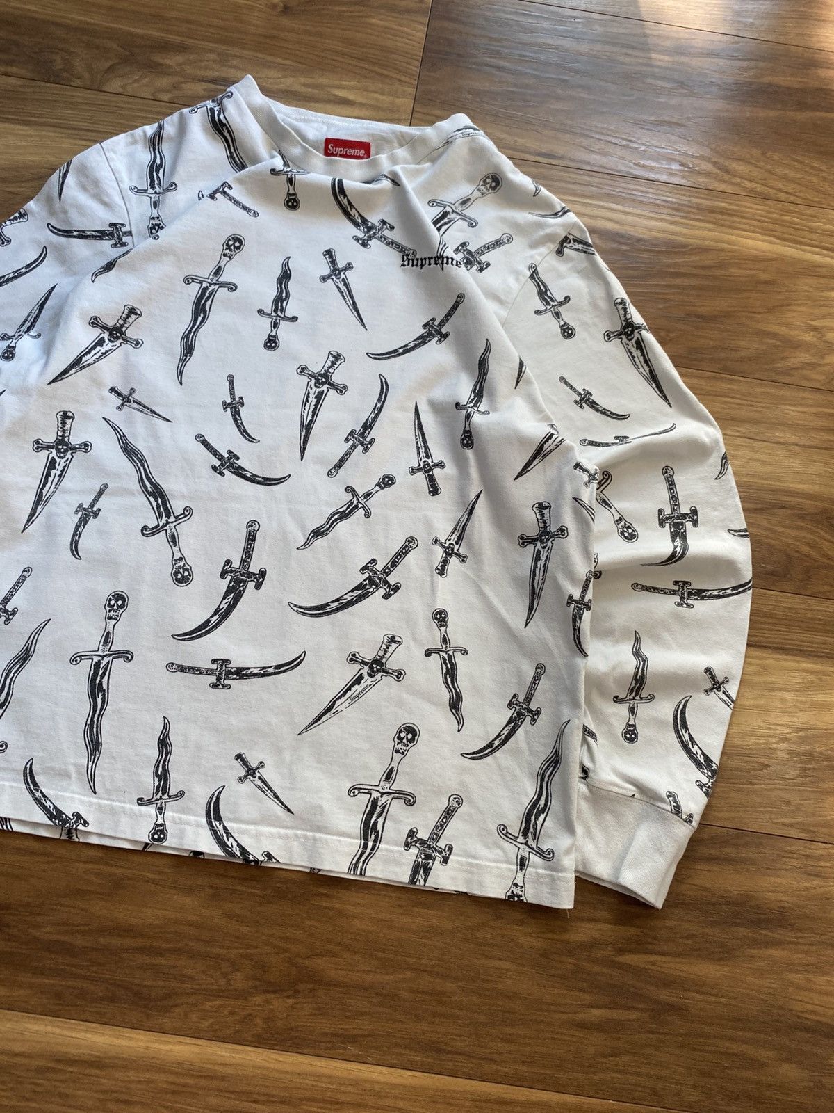 Supreme Supreme Knife Longsleeve FW/17 Y2k Hype Size US M / EU 48-50 / 2 - 3 Thumbnail