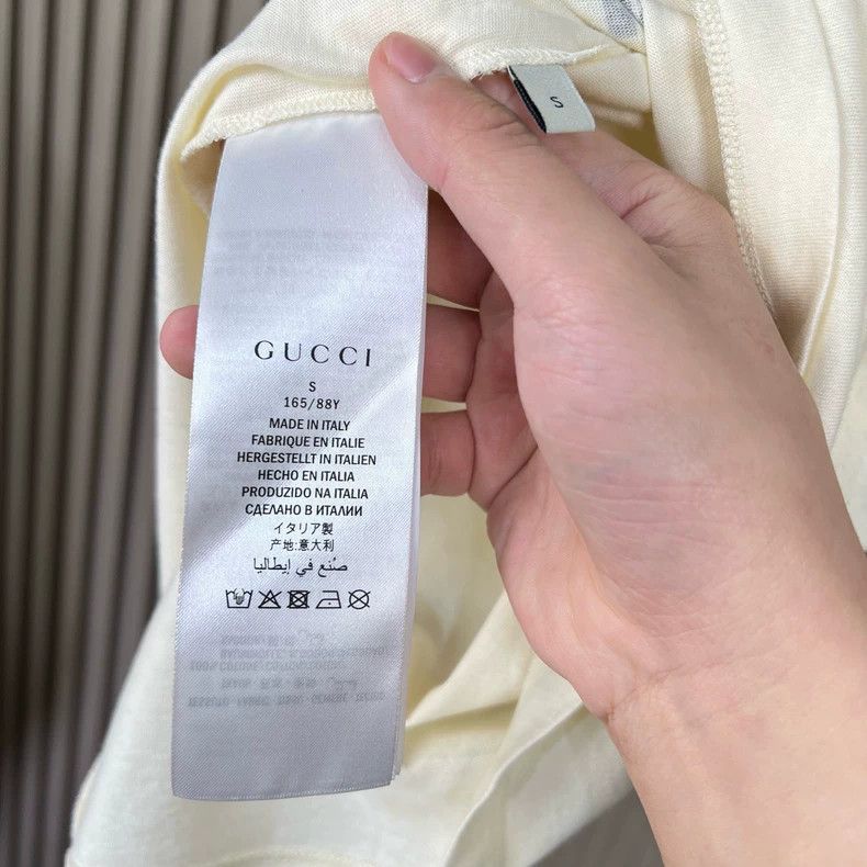 Gucci Gucci Short sleeves with Sanskrit printed letters 2504-Next Size US S / EU 44-46 / 1 - 6 Thumbnail