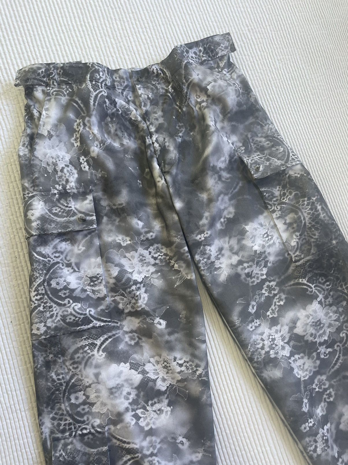 Handmade SEXIEST CARGOS EVER Size 30" / US 8 / IT 44 - 2 Thumbnail