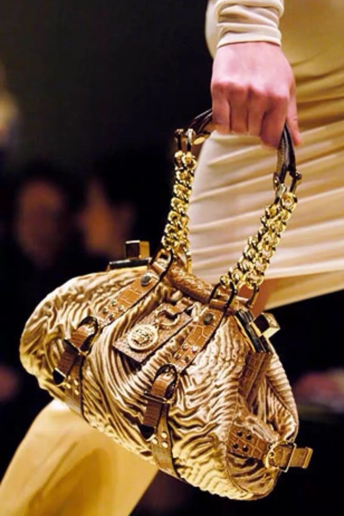 Versace Versace 2005 Medusa Gold Coin Frog Mouth Bag Wmn Size ONE SIZE - 8 Thumbnail