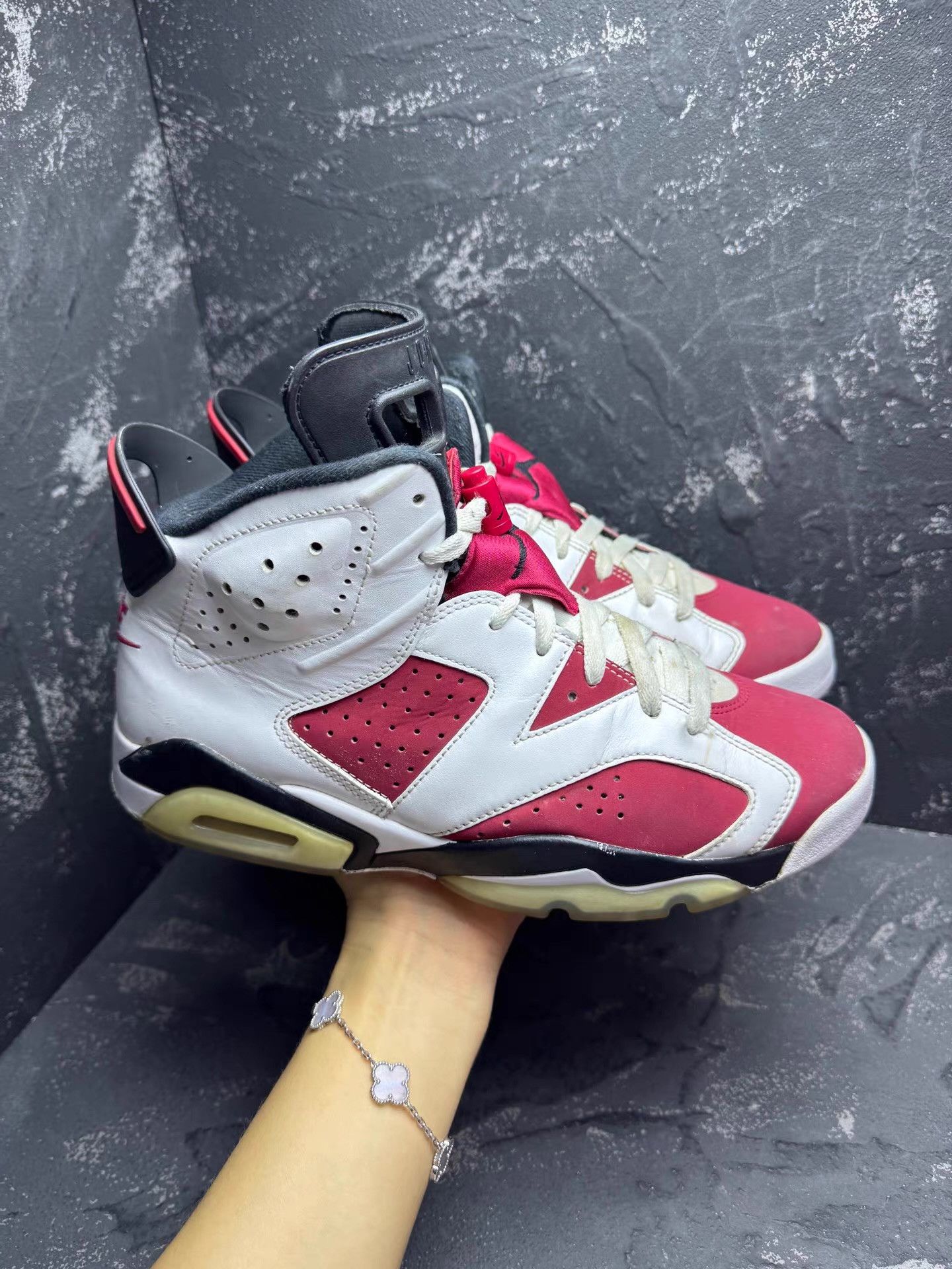 Nike Nike Air Jordan 6 White & Red Carmine 2021 Q10 Size US 9 / EU 42 - 7 Thumbnail