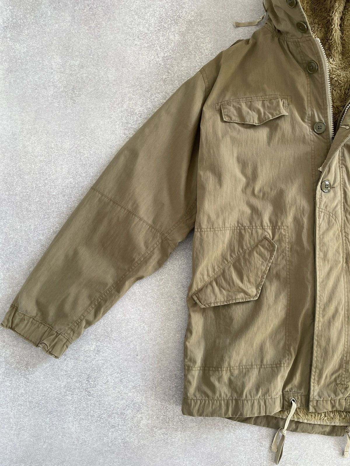 Gap Vintage GAP Military Fur Lined Fishtail Parka Jacket Coat Size US L / EU 52-54 / 3 - 8 Thumbnail