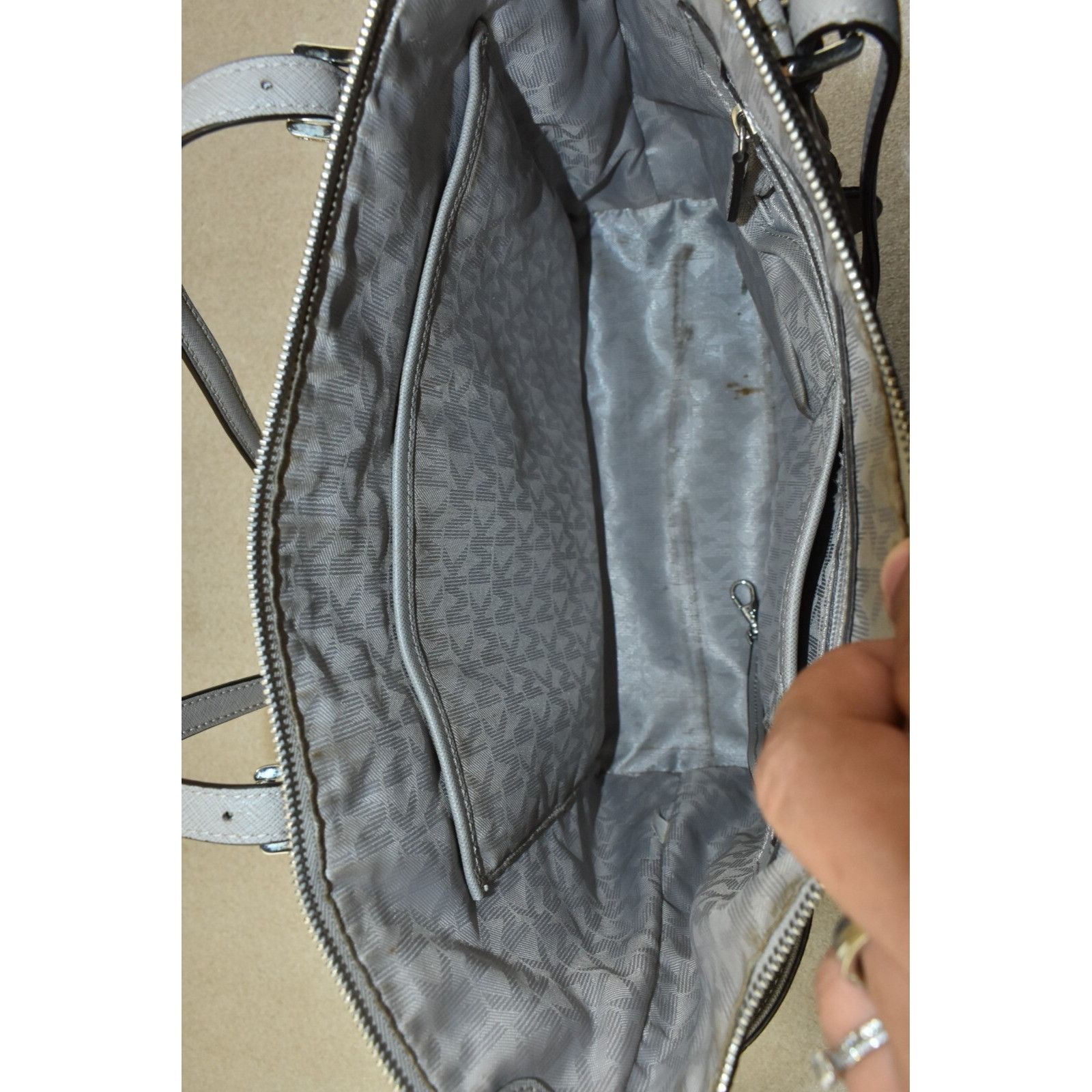 Michael Kors Michael Kors Jet Set Top Zip Tote Saffiano Leather Gray Shou Size ONE SIZE - 11 Thumbnail