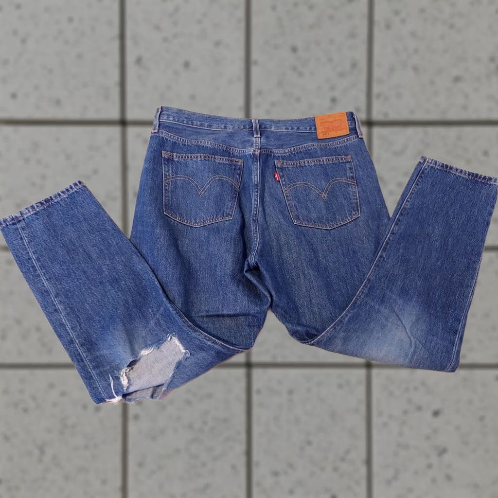 Levi's Mens Levi'S 501 Jeans - 32x28 Classic Straight Denim Pants Button Fit Size US 32 / EU 48 - 1 Thumbnail