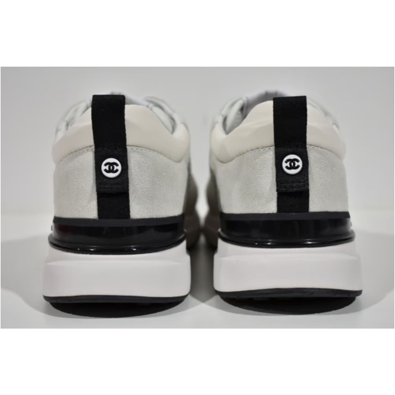 Chanel 22P Classic CC Lace Up Flat Runner Trainer Sneaker 39.5 Size US 9.5 / IT 39.5 - 2 Thumbnail