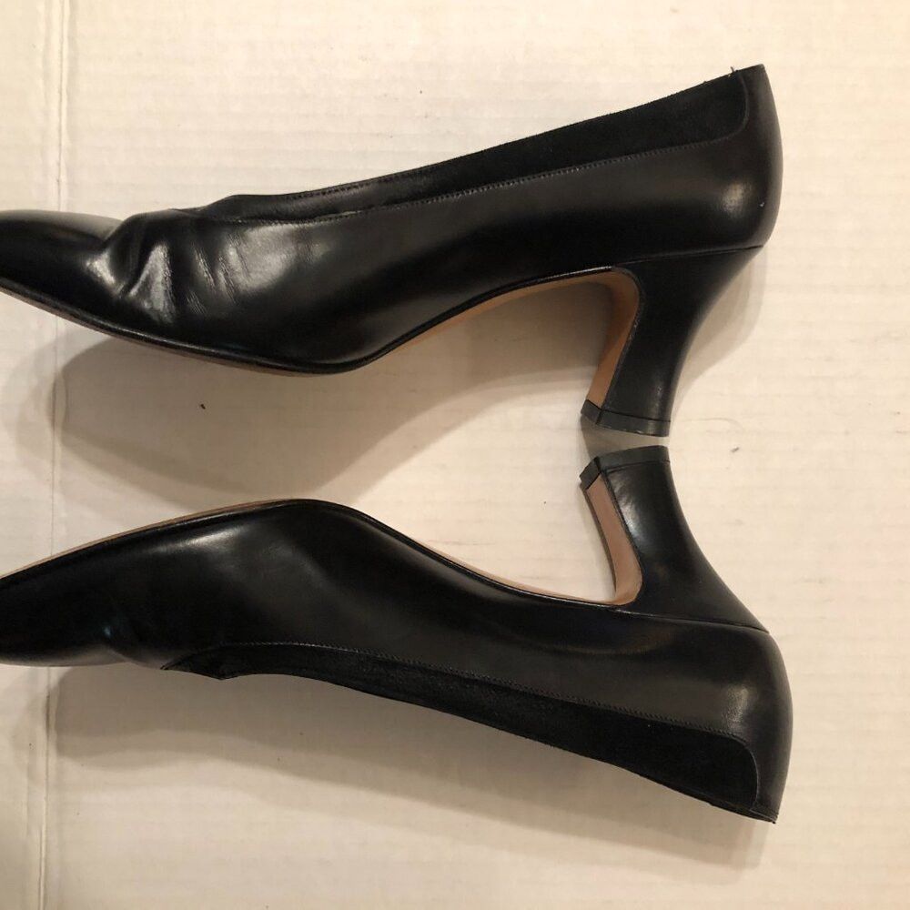 Salvatore Ferragamo SALVATORE FERRAGAMO WOMEN'S LEATHER SHOES SIZE: 7 1/2 B Size US 7.5 / IT 37.5 - 3 Thumbnail