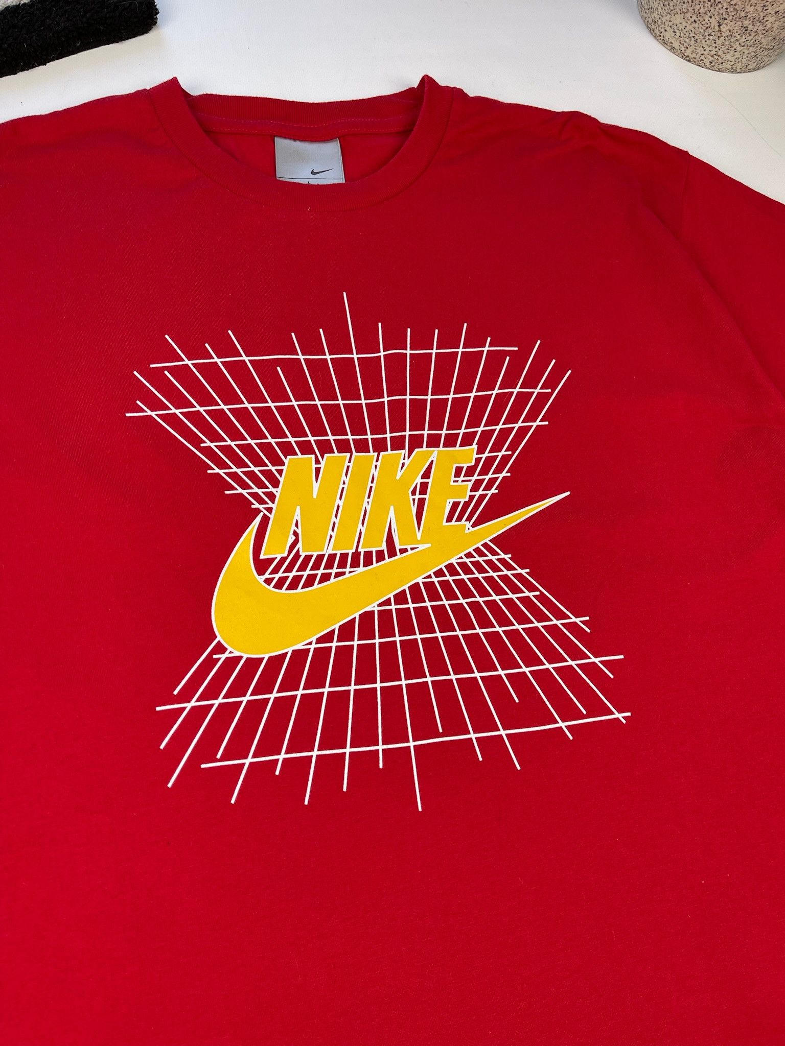 Nike VINTAGE NIKE TN TOTAL 90 Y2K T-SHIRT techno acid print Size US L / EU 52-54 / 3 - 2 Thumbnail
