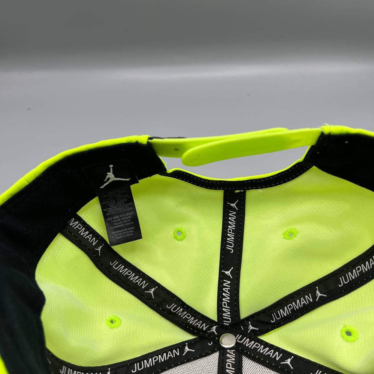 Jordan Brand Air Jordan Hat Men Neon Embroidered Jumpman Snap Back Cap Size ONE SIZE - 6 Thumbnail