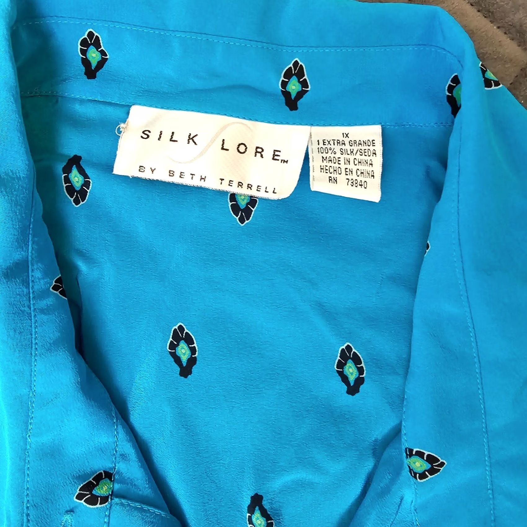 Vintage VINTAGE Silk Lore Silk Button-Up Shirt Womens 1X Blue Paisley Long Sleeve Collared Tunic Blouse Plus Size Size XL / US 12-14 / IT 48-50 - 7 Thumbnail