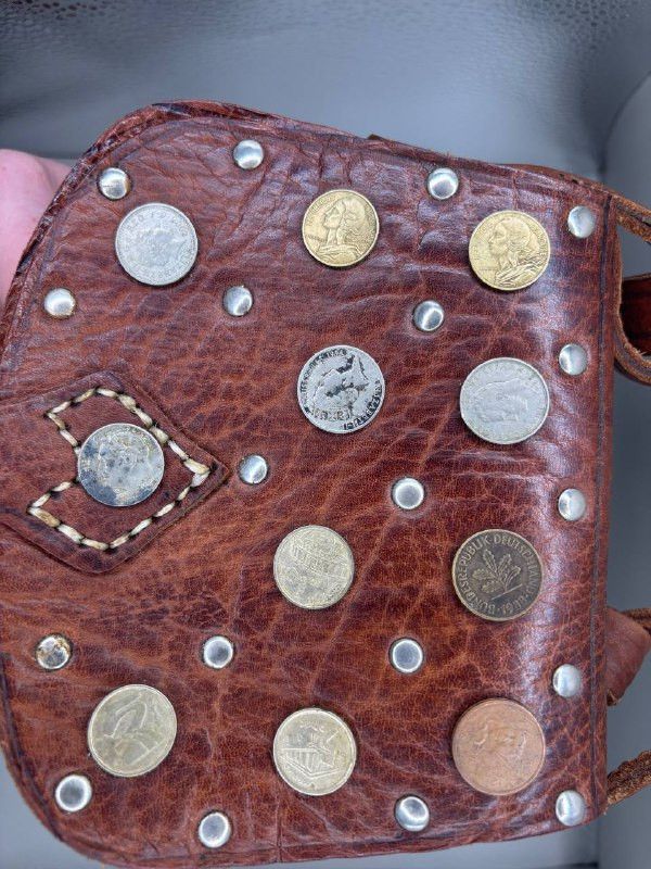 Vintage Handmade leather coin bag - vintage made of coins Size ONE SIZE - 8 Thumbnail