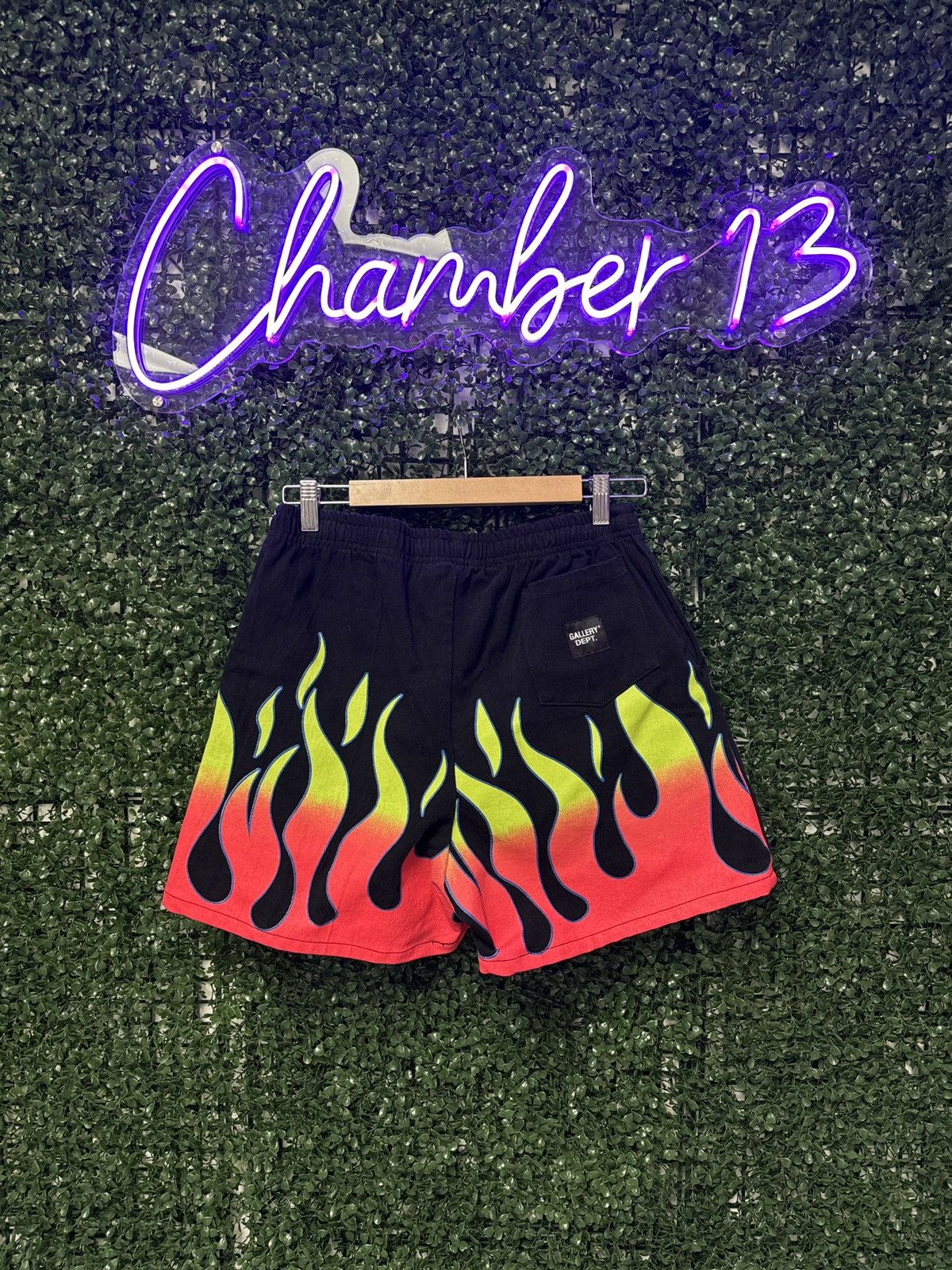 Gallery Dept. Gallery Dept flame shorts Size US 32 / EU 48 - 2 Thumbnail