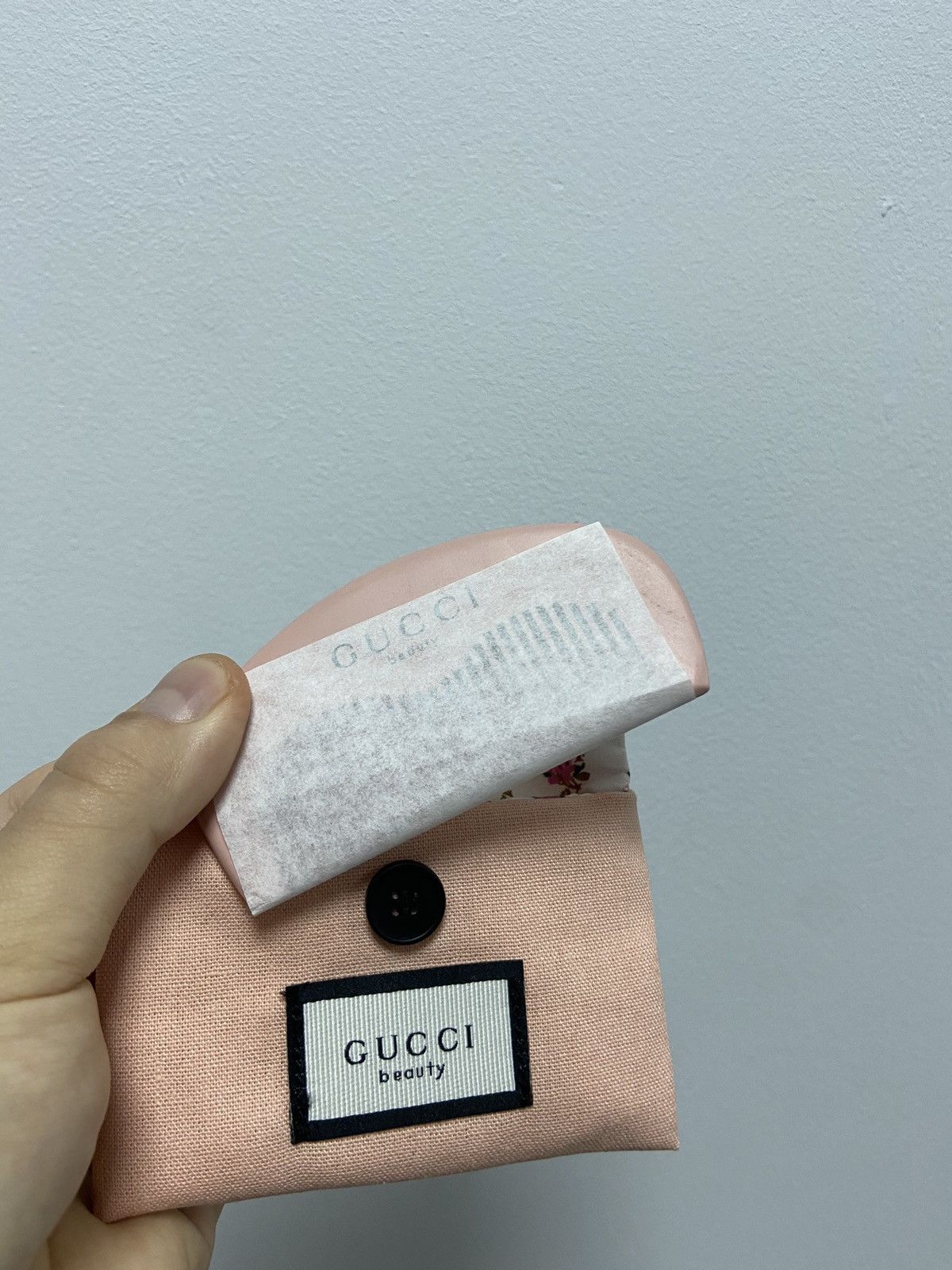 Gucci × Vintage Gucci Brush Vintage Small Logo Luxury Comb Y2K Size ONE SIZE - 9 Thumbnail