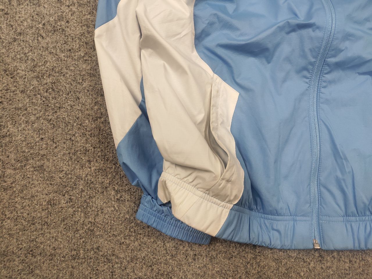 Puma Puma Manchester City Soccer Zip Jacket Blue Hooded Vintage Size US M / EU 48-50 / 2 - 6 Thumbnail