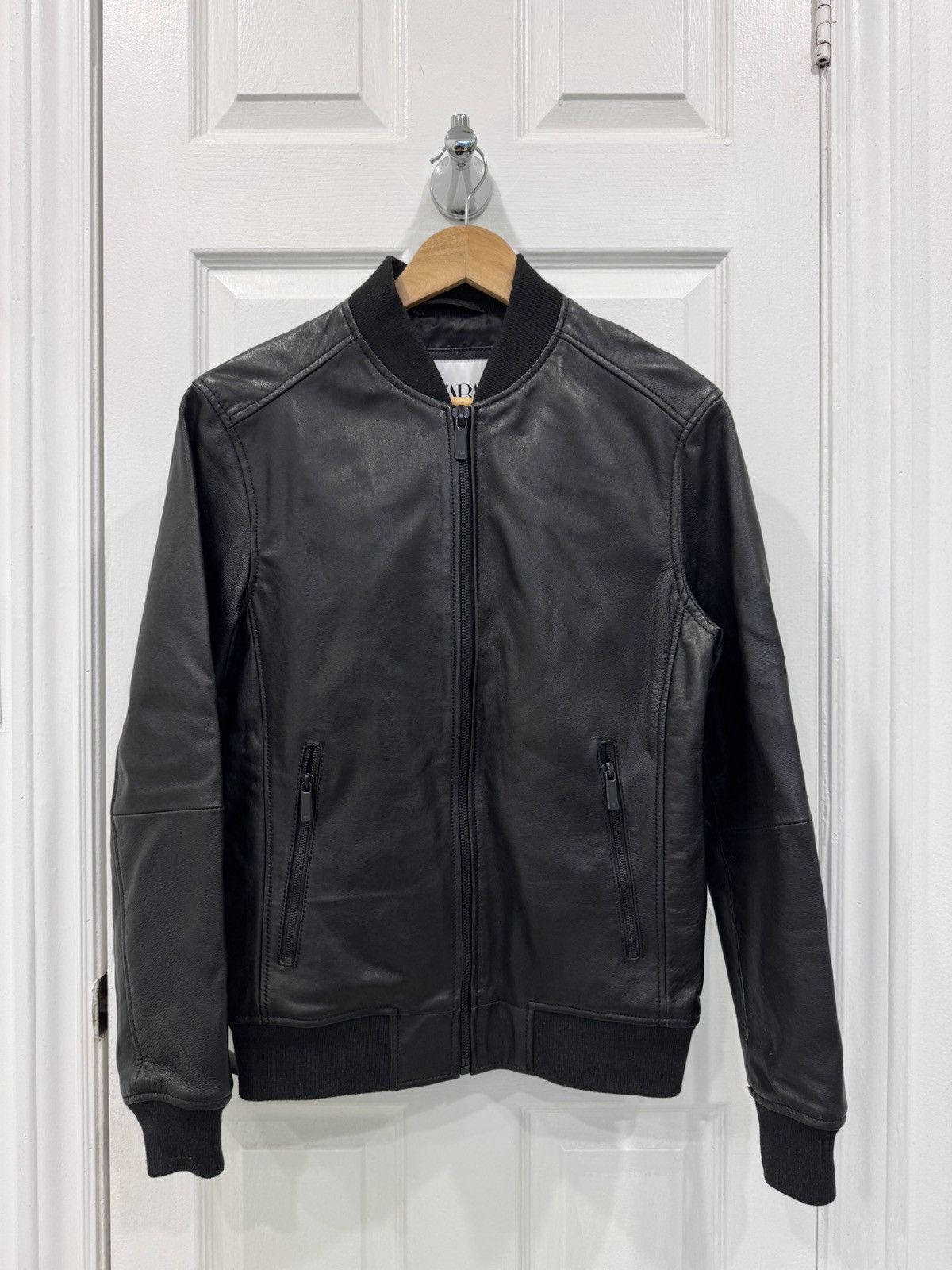 Zara Zara • Genuine leather bomber jacket Size US S / EU 44-46 / 1 - 1 Thumbnail