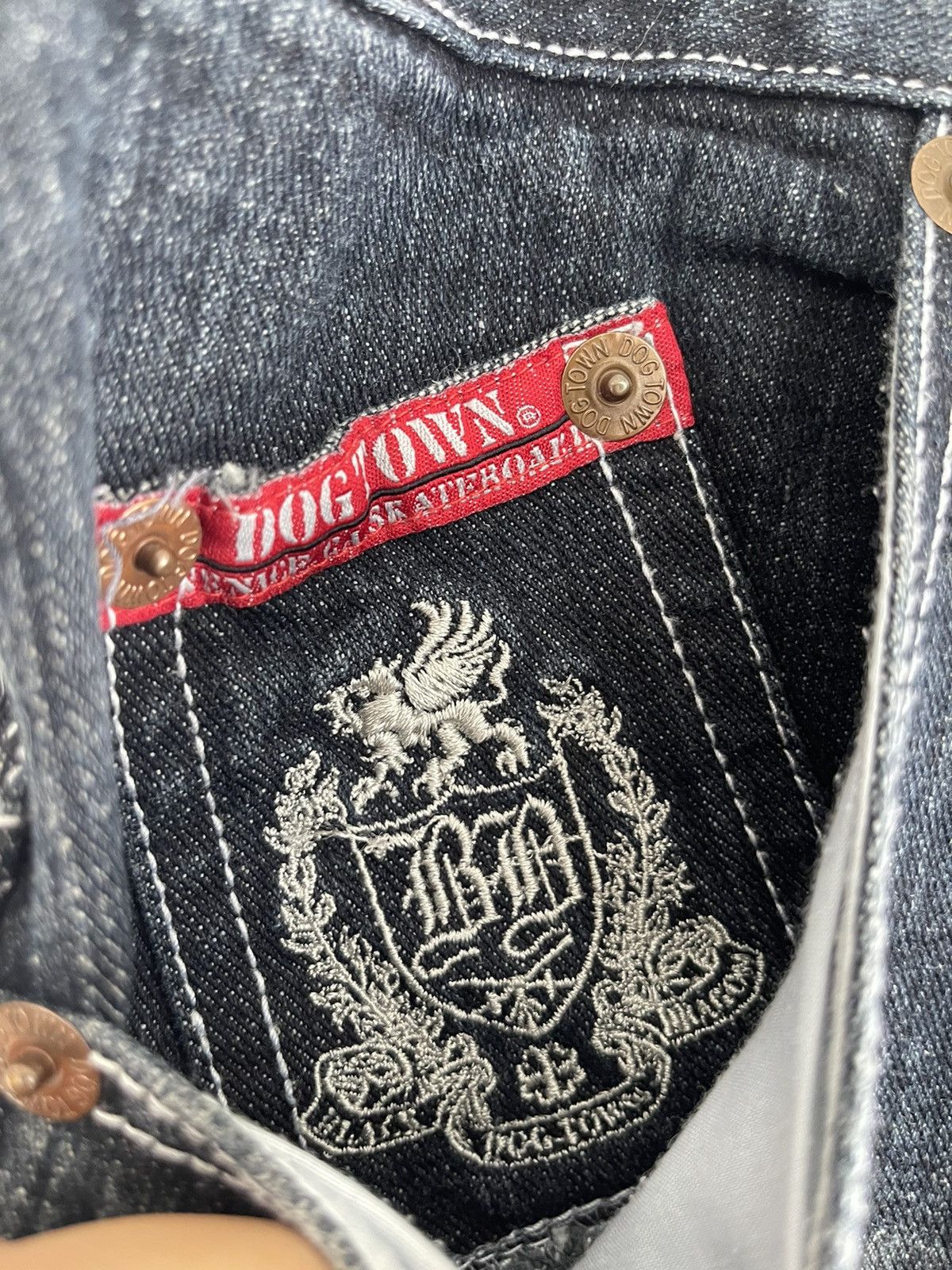 Dogtown Dogtown Black Dragon Jorts Embroidered Size US 35 - 4 Thumbnail