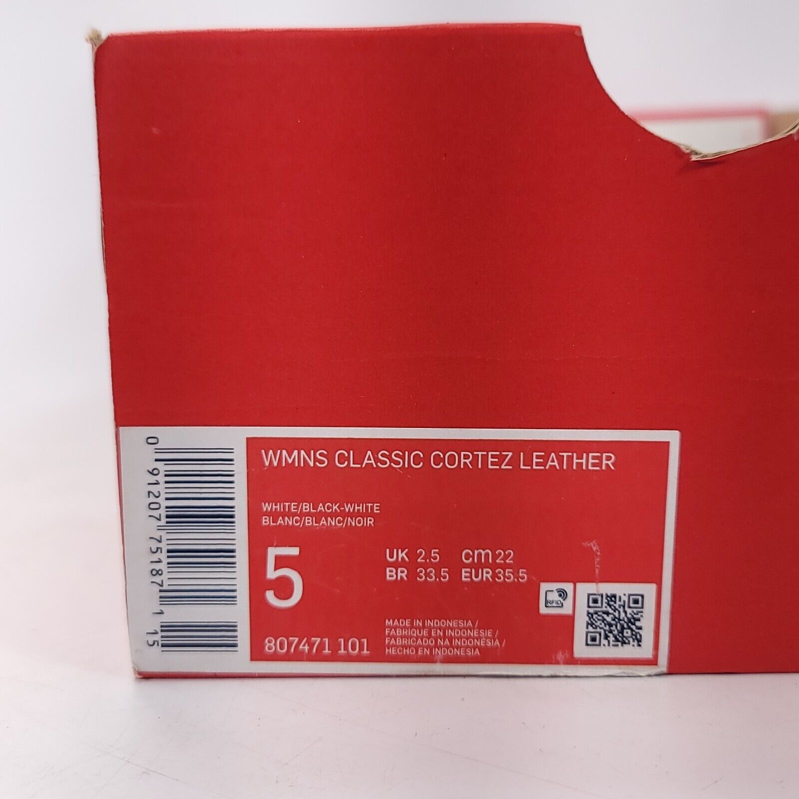 Nike Nike Classic Cortez Shoe Women Size 5 807471-101 White Black Size US 5 / IT 35 - 9 Thumbnail