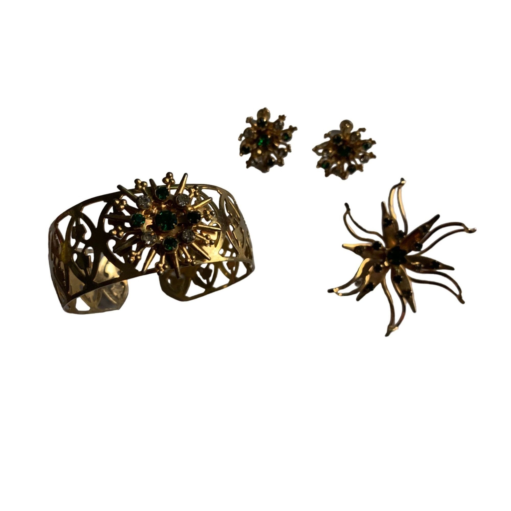 Other Vintage Womens Jewelry - Goldtone Bracelet, Earrings and Pin Size ONE SIZE - 1 Thumbnail