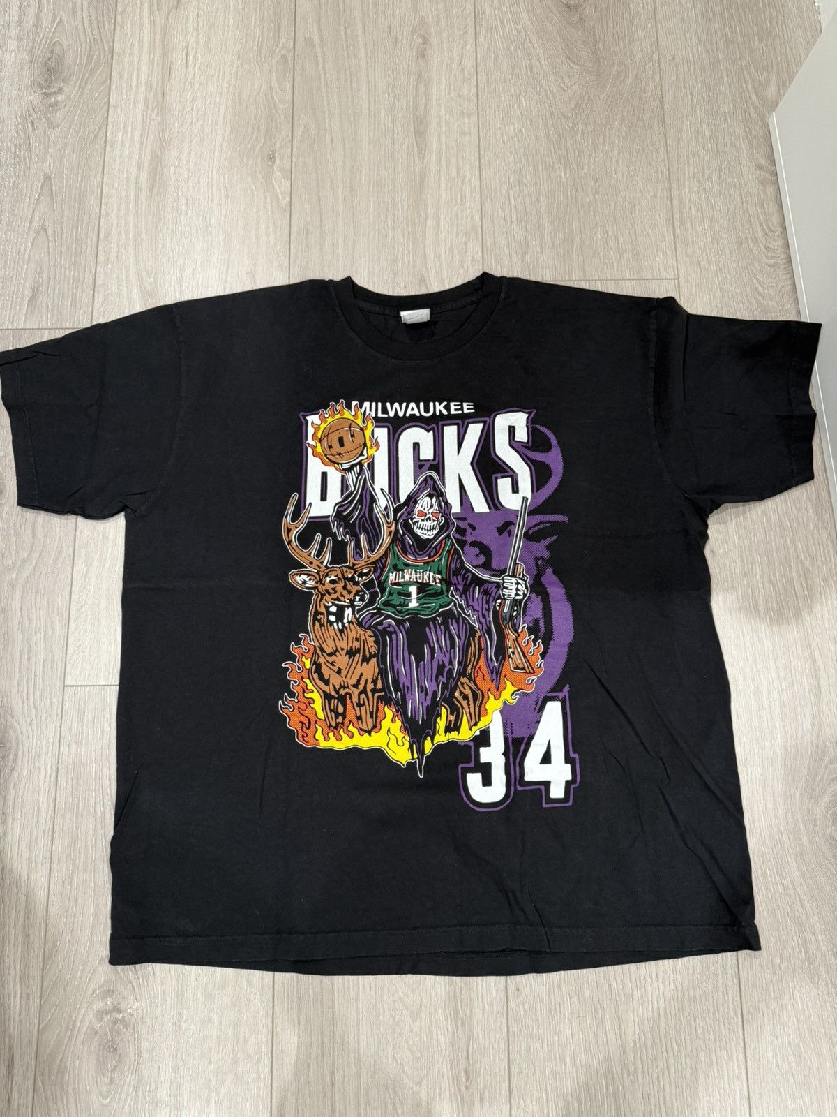 Warren Lotas Warren Lotas Bucks Tee XXL | Grailed