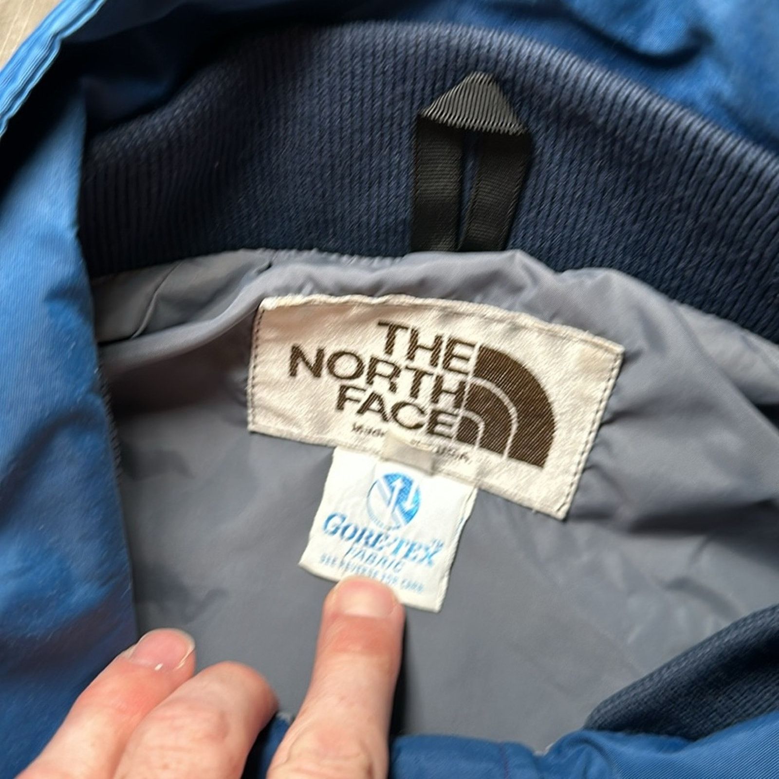 The North Face The North Face Vintage Gor-Tex Fabric Jacket - Large Size US L / EU 52-54 / 3 - 7 Thumbnail