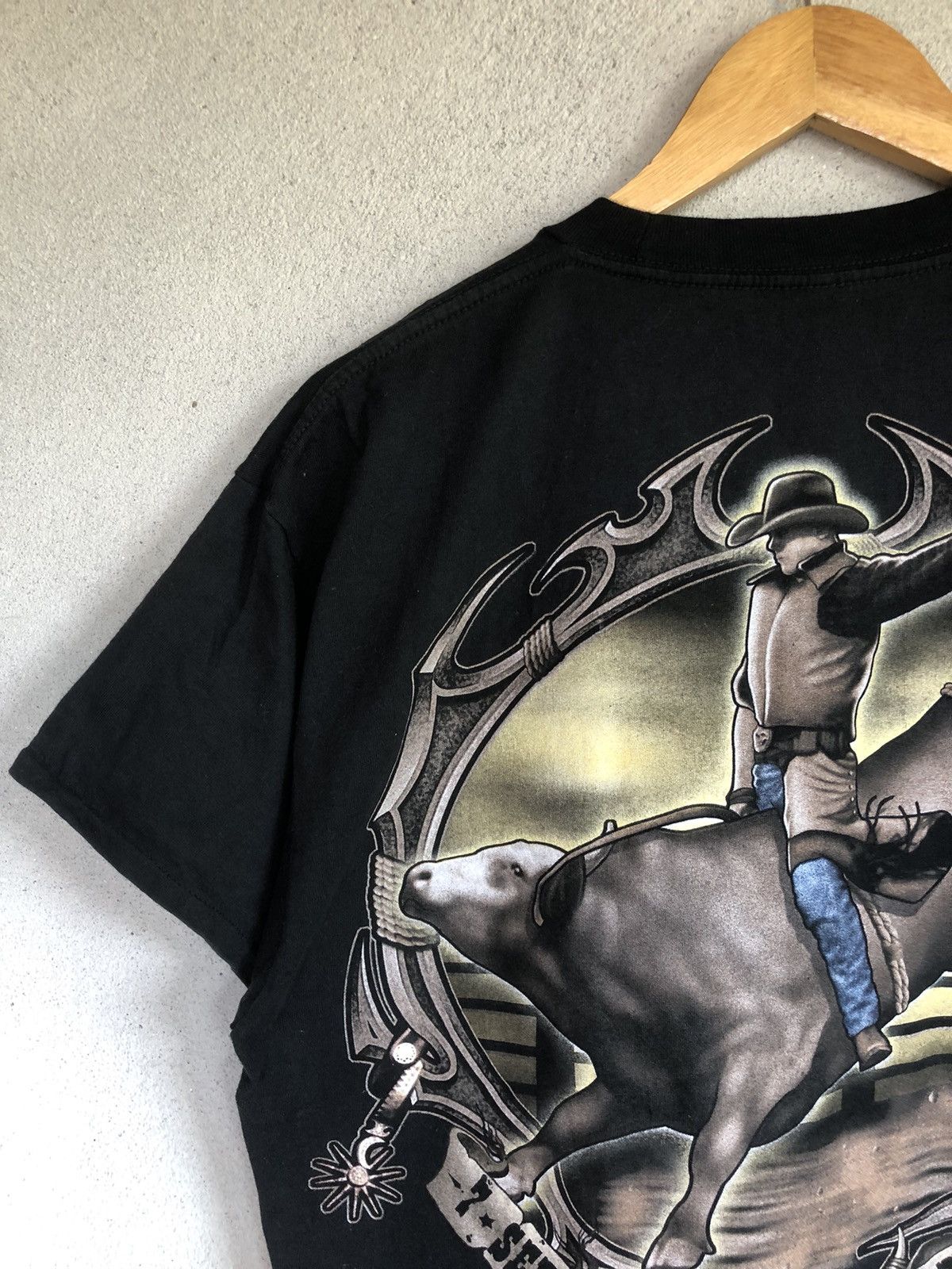 Japanese Brand × Vintage Crazy OVP Backhit Cowboy Rodeo Graphic Tee Size US L / EU 52-54 / 3 - 4 Thumbnail