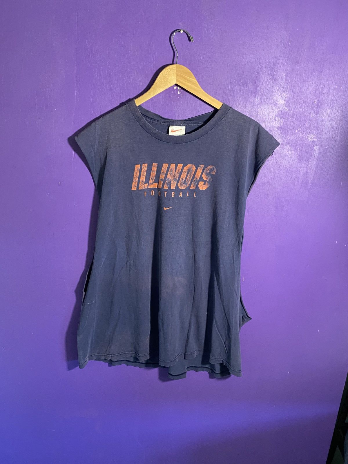 Other Vintage 90s Nike Illinois basketball cutoff tank top Size US XXL / EU 58 / 5 - 1 Thumbnail
