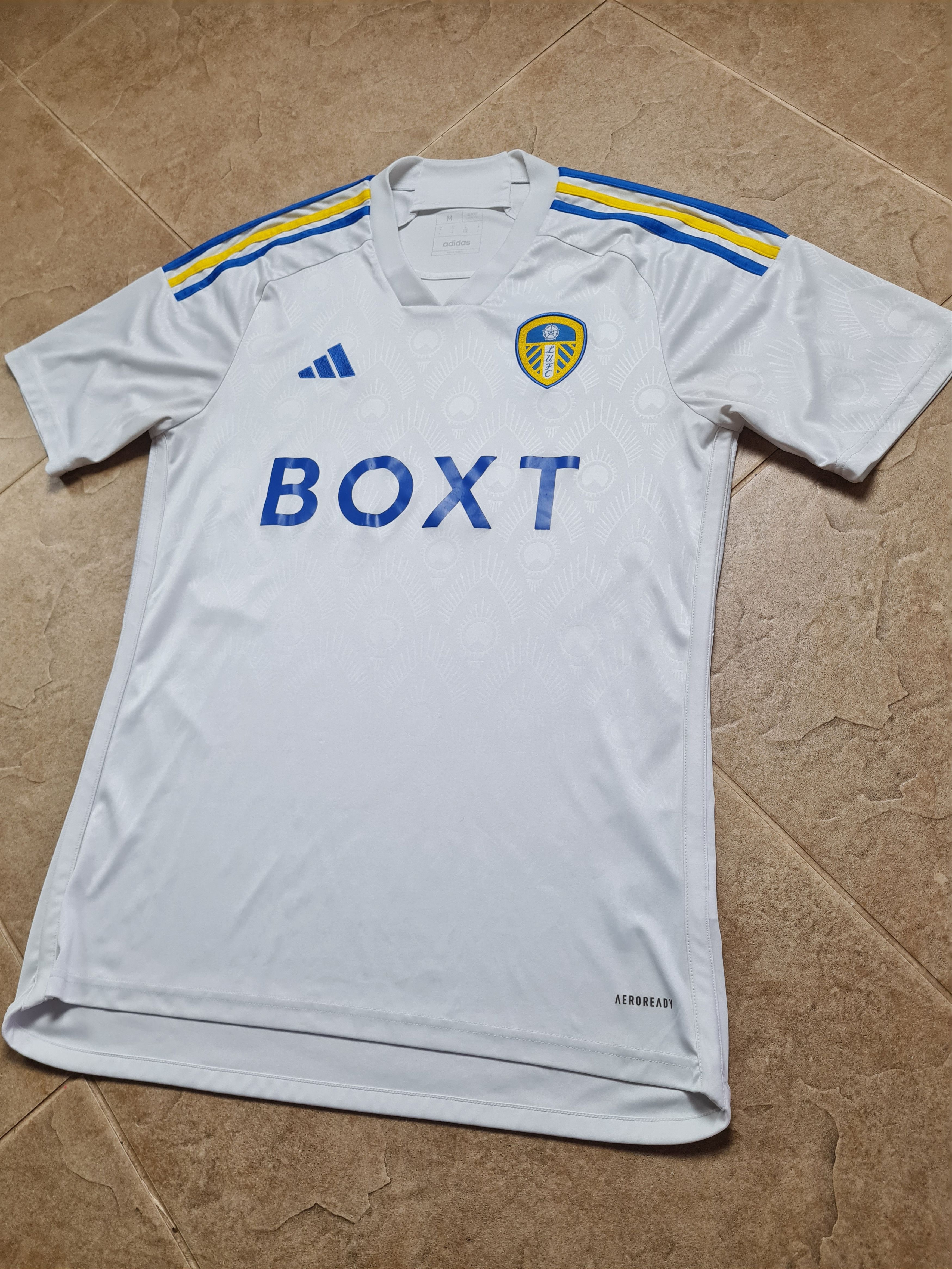 Adidas FOOTBALL SOCCER SHIRT LEEDS UNITED 2023/2024 JERSEY ADIDAS Size US M / EU 48-50 / 2 - 4 Thumbnail