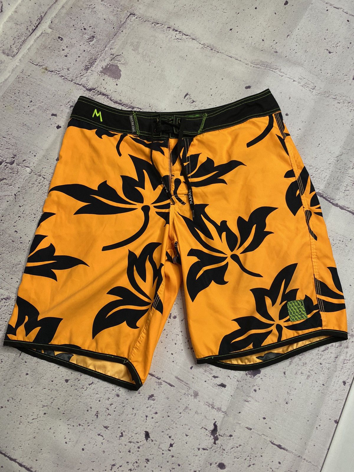 Mambo MENS vintage Mambo Overprint Luxury Surf Shorts Size US 32 / EU 48 - 1 Thumbnail