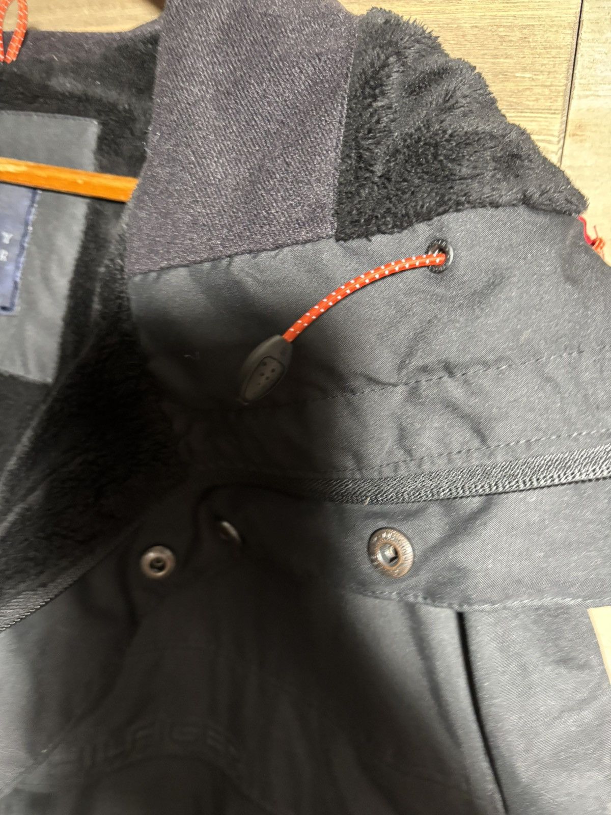 Tommy Hilfiger Tommy Hilfiger Ski Team Jacket — VTG Outdoor Tech-wear S Size US L / EU 52-54 / 3 - 6 Thumbnail