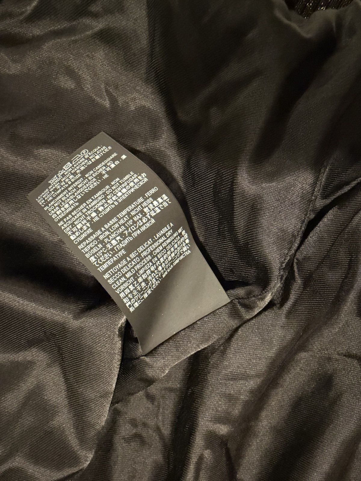 Saint Laurent Paris Saint Laurent velvet hoodie. 48/M. $3290 Size US M / EU 48-50 / 2 - 13 Thumbnail