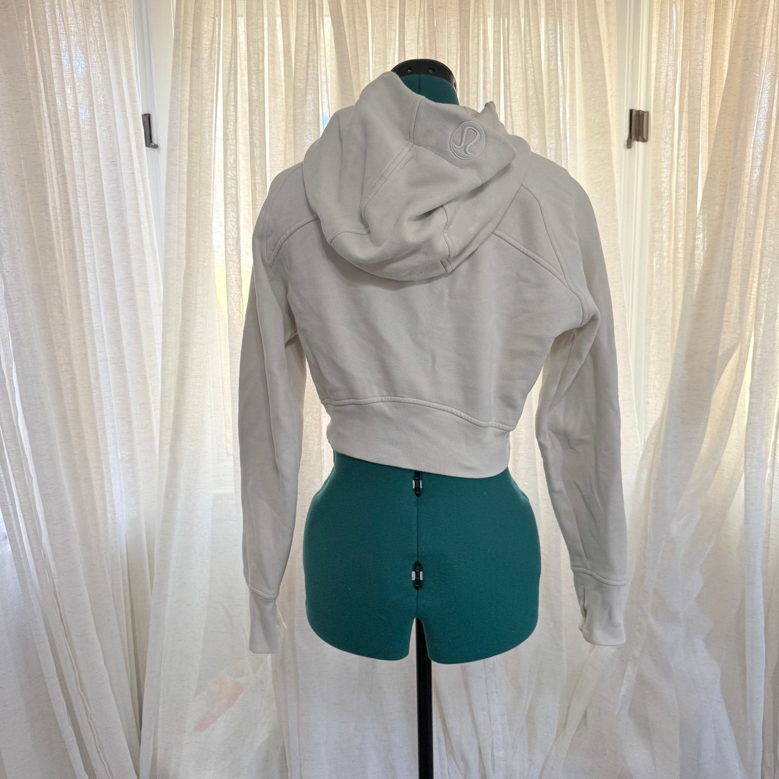 Lululemon Lululemon Bone Scuba Cropped Hoodie | Sz 6 Size M / US 6-8 / IT 42-44 - 6 Thumbnail