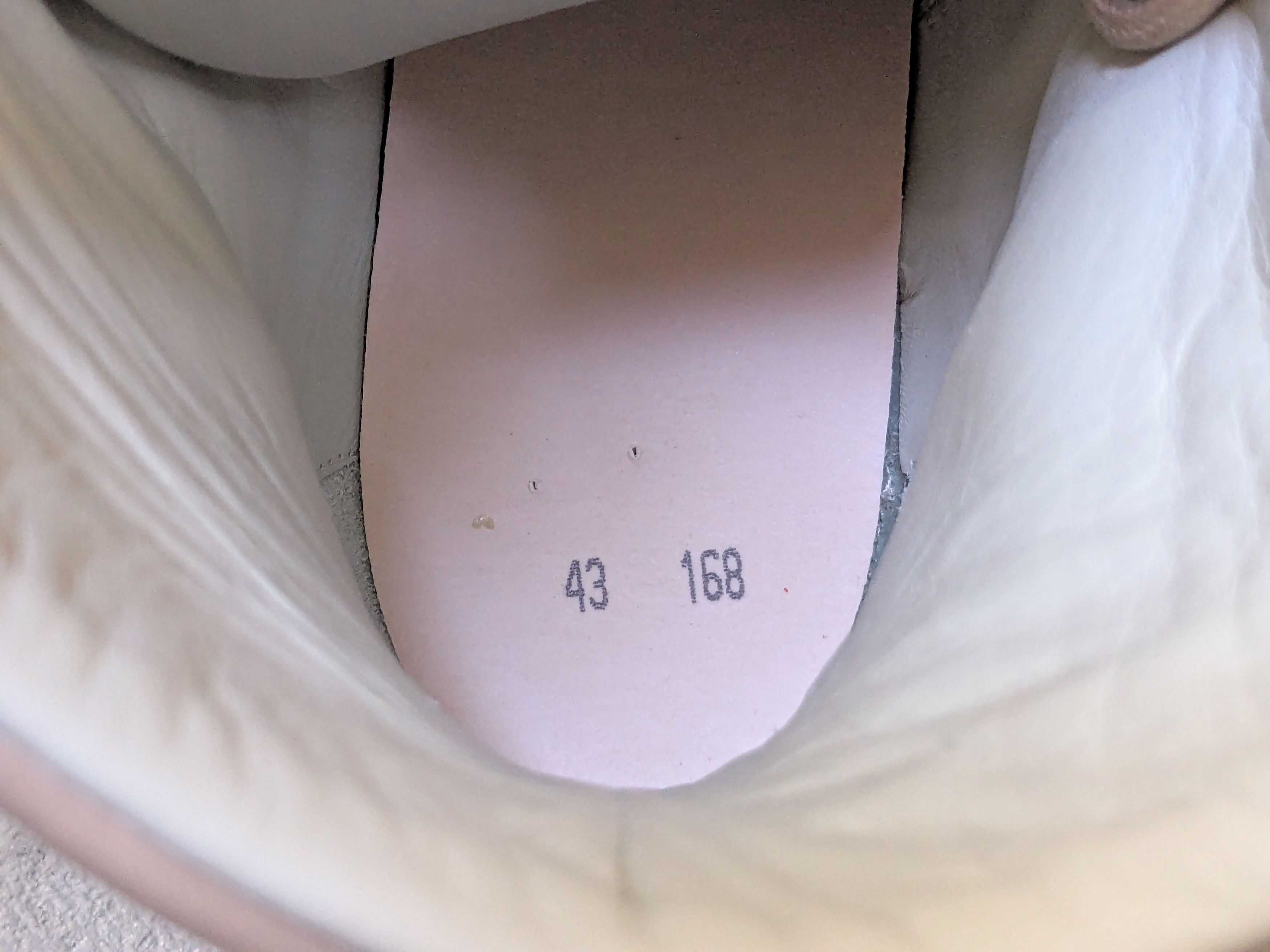 Maison Margiela Maison Margiela Future Beige 10 43 Leather High Tops Rare Size US 10 / EU 43 - 13 Thumbnail