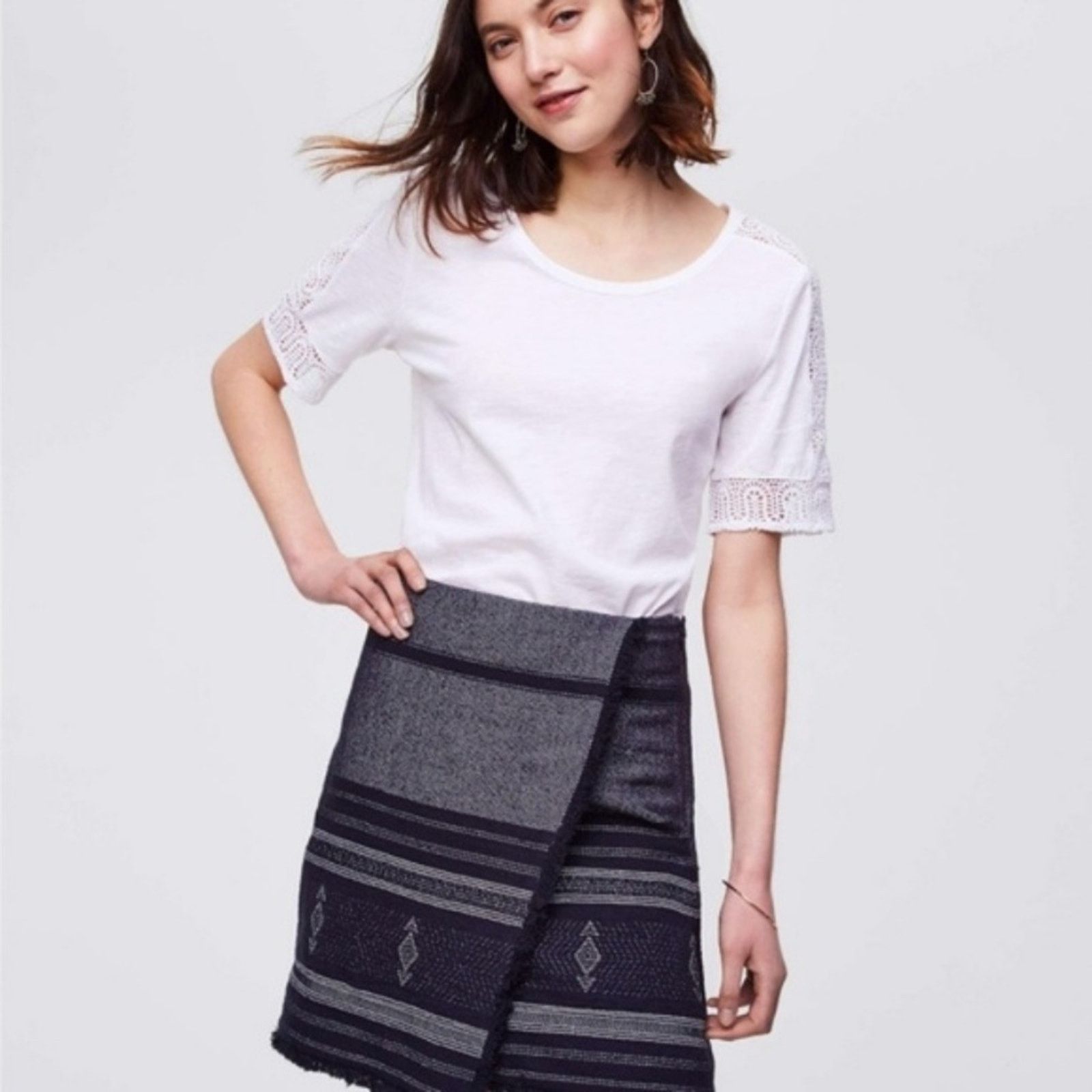 Loft LOFT Blue Blanket Jacquard Wrap Skirt Size 28" / US 6 / IT 42 - 8 Thumbnail