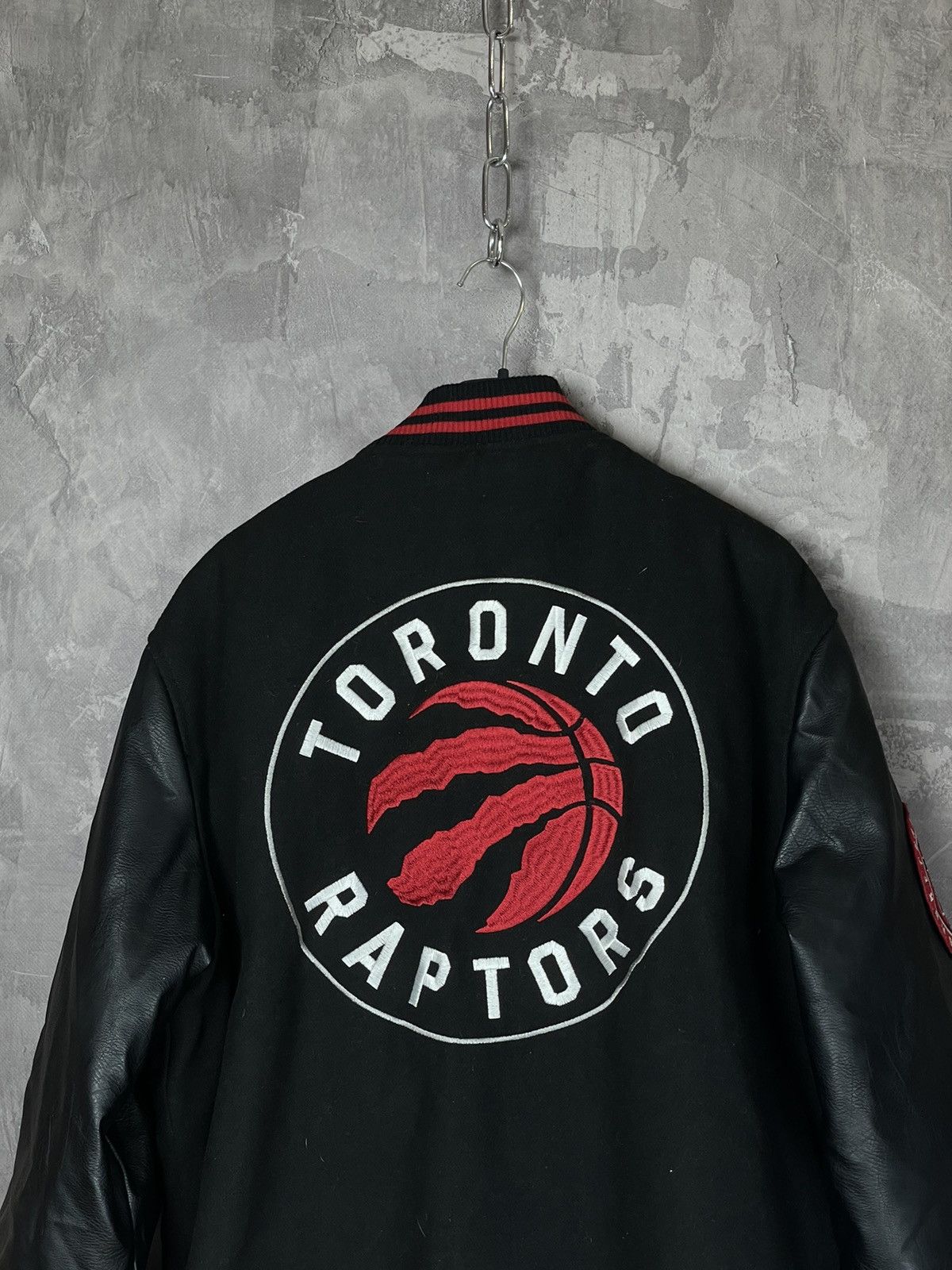 NBA × Vintage Vintage Toronto Raptors Bomber Jacket Racing Style Y2K Size US L / EU 52-54 / 3 - 9 Thumbnail