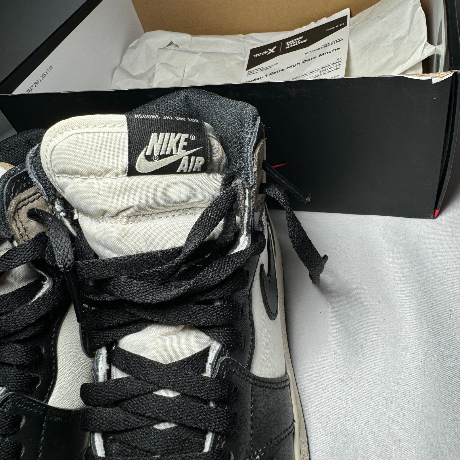 Jordan Brand × Nike Size 6 Air Jordan 1 Retro High OG GS Dark Mocha Men's Shoes Size US 6 / EU 39 - 5 Thumbnail