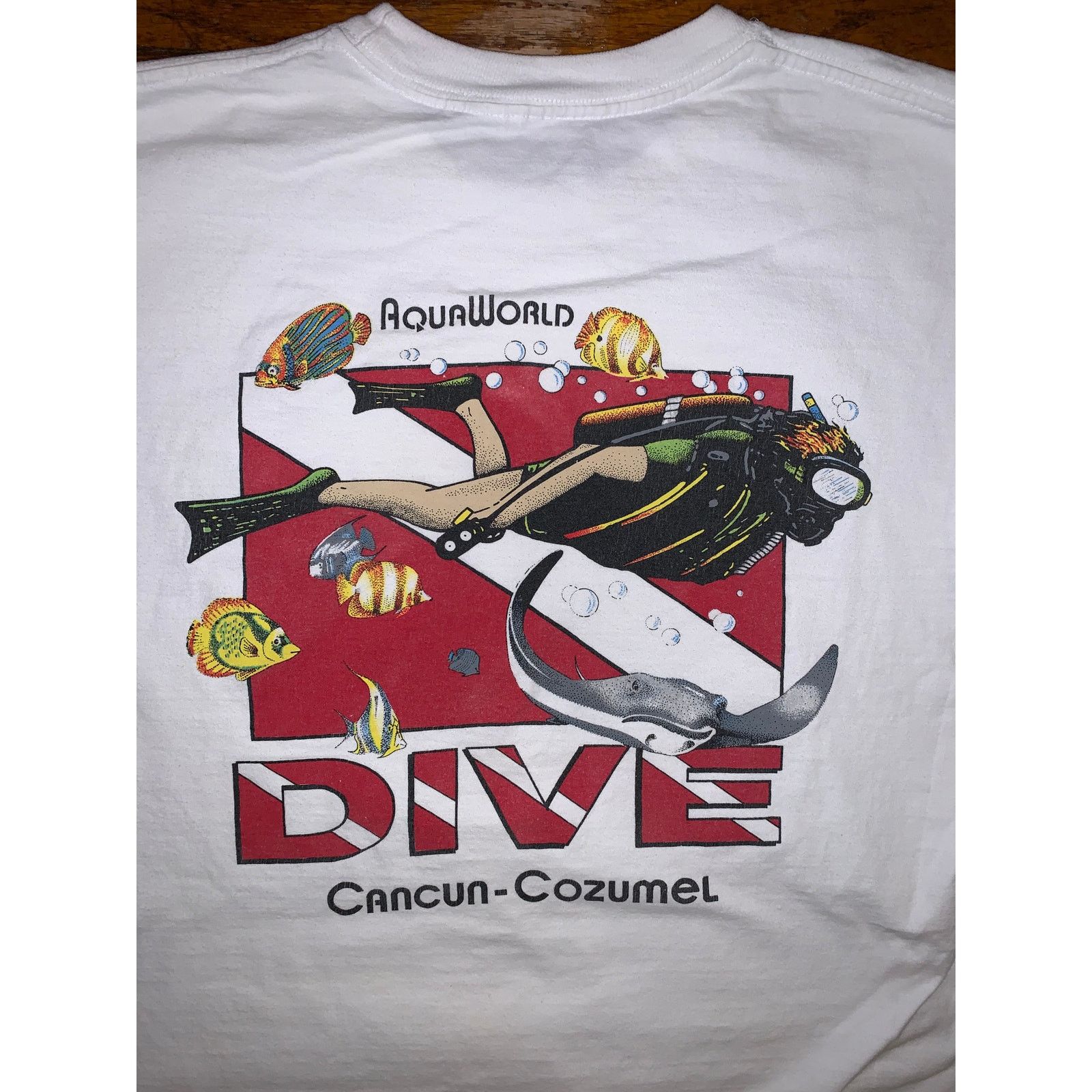 Vintage Vtg 90s AquaWorld Crew Scuba Diving T-Shirt White Cancun XL Size US XL / EU 56 / 4 - 7 Thumbnail