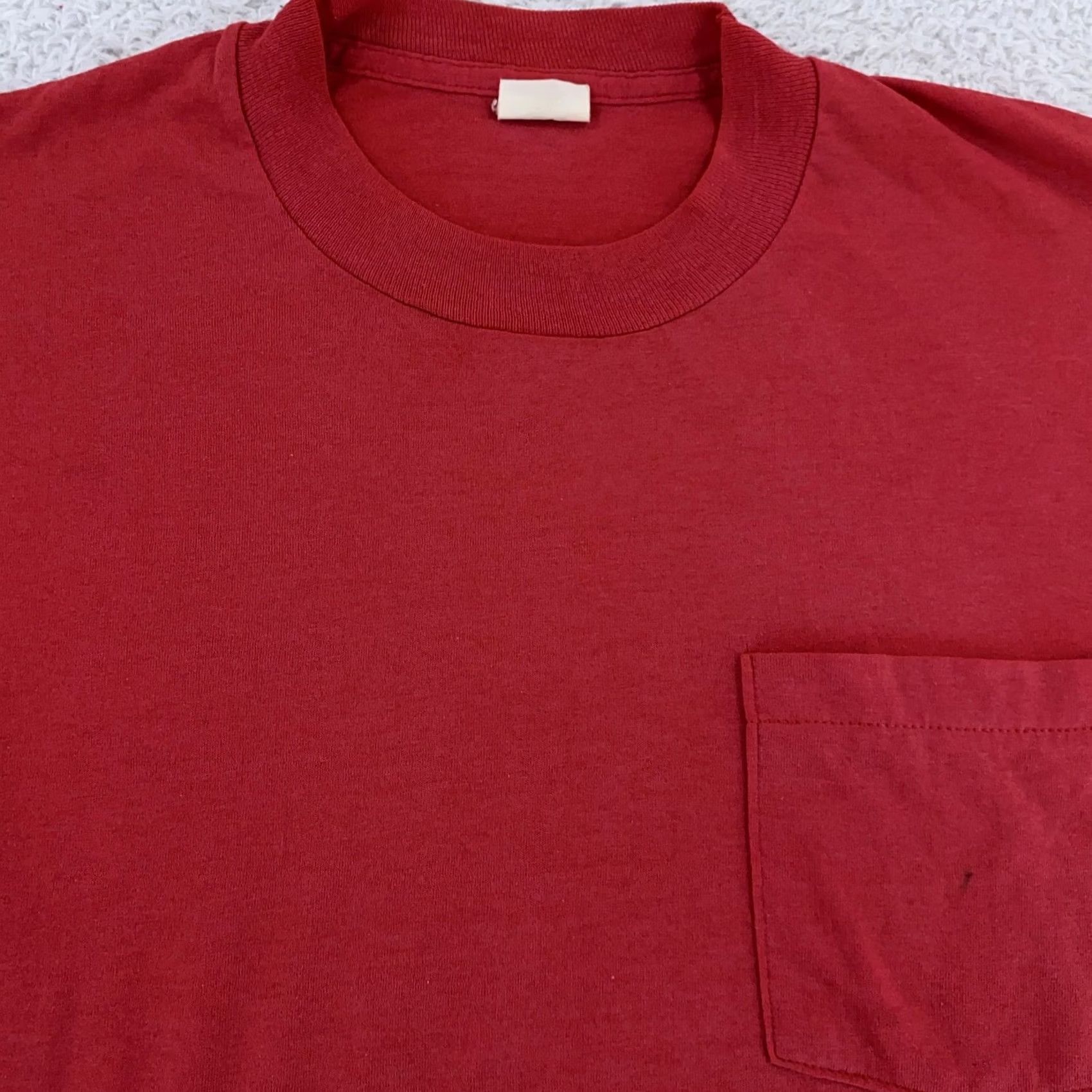 Fruit Of The Loom VINTAGE Fruit of the Loom Shirt Mens M Red T-Shirt Pocket 90s Classic Minimalist Size US M / EU 48-50 / 2 - 2 Thumbnail