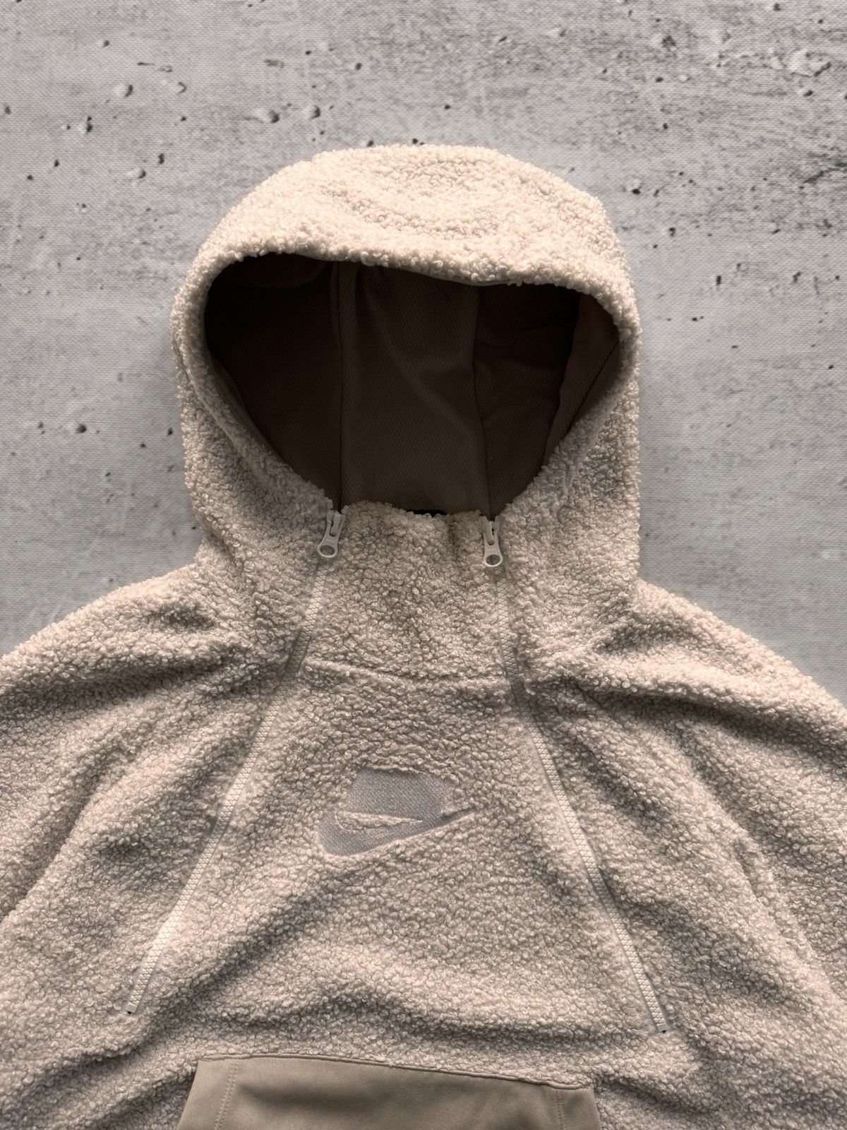 Nike × Vintage NIKE TEDDY VINTAGE CENTER LOGO OVERSIZE HOODIE Size US M / EU 48-50 / 2 - 3 Thumbnail