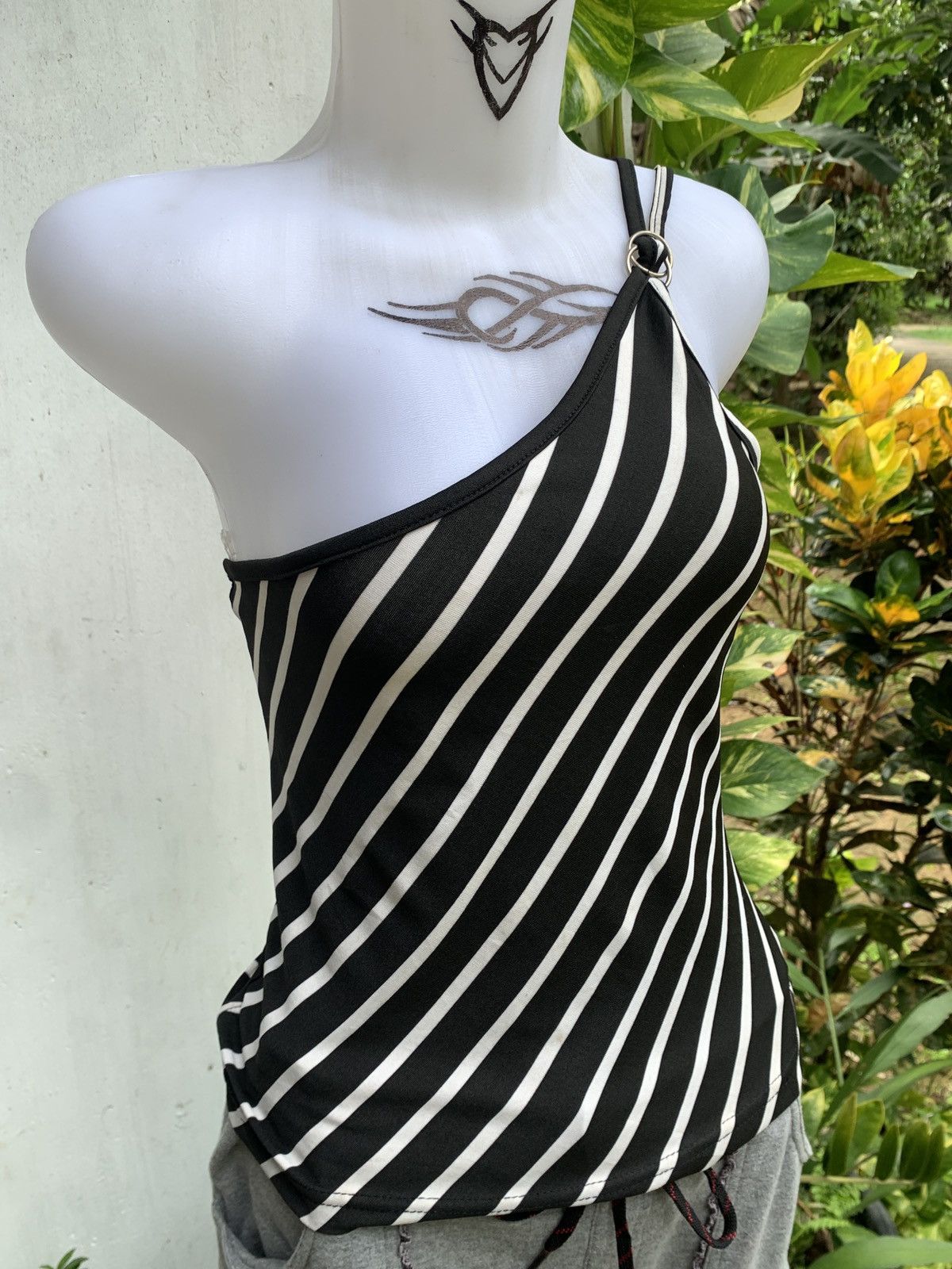 Custommade y2k Unknown Pin Stripes One Shoulder Asymmetrical Tanktop Size S / US 4 / IT 40 - 2 Thumbnail