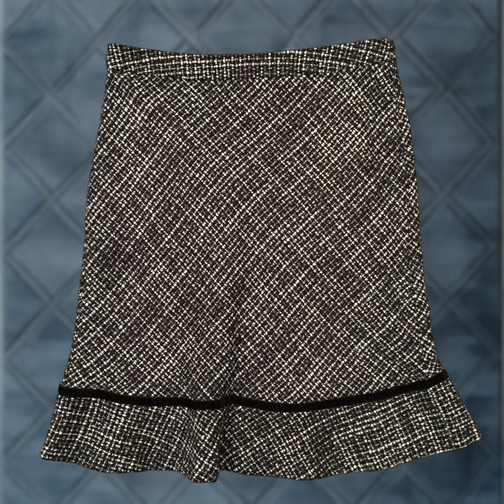 Gap Gap Skirt Women Size 6 Plaid Midi Trumpet Lined Black Gray Size 28" / US 6 / IT 42 - 1 Thumbnail