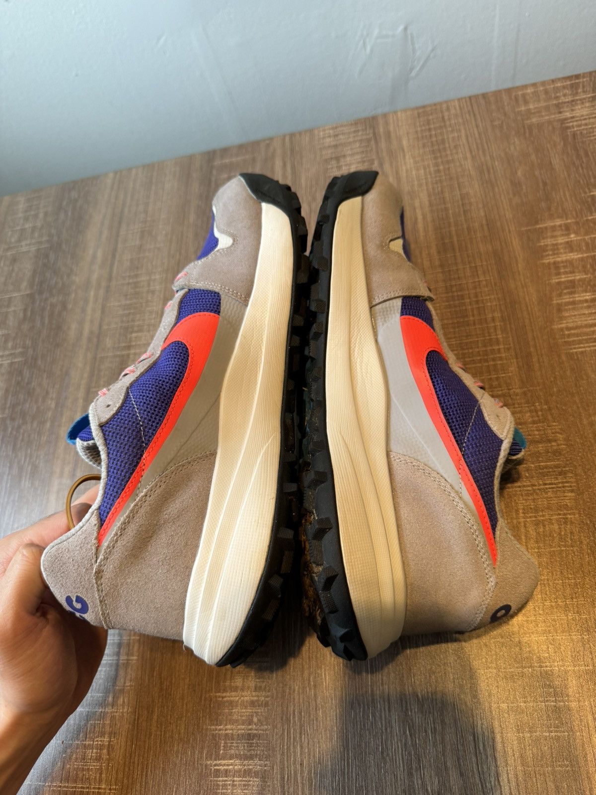 Nike Nike ACG Lowcate Low Crimson Gray Trail Running Mens Sz 12 Size US 12 / EU 45 - 5 Thumbnail
