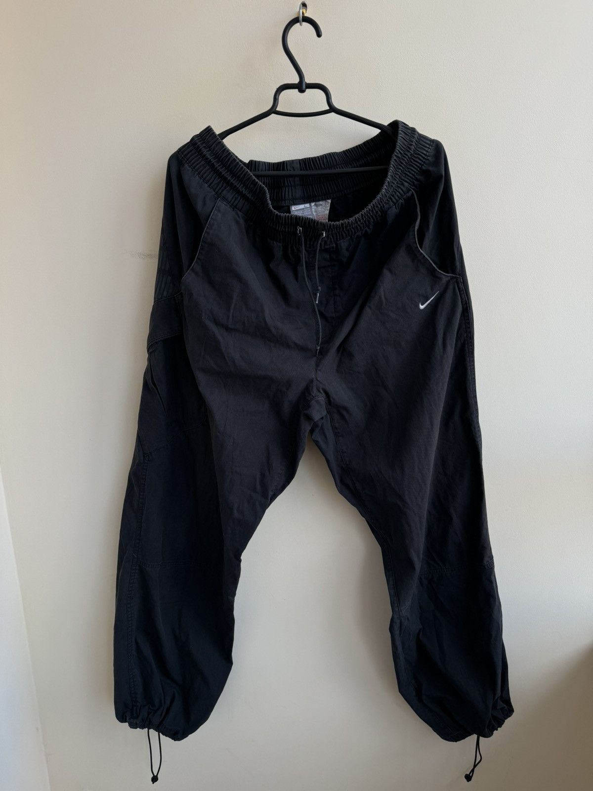 VINTAGE Nike track pants parachute 90s Y2K Style Nylon black