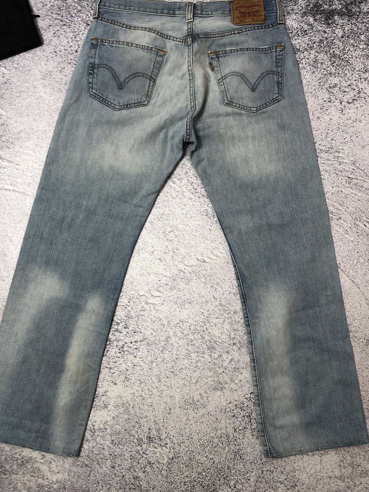 Levi's × Vintage Vintage jeans Levi’s 501 men’s size 30/33 y2k made in USA Size US 33 - 8 Thumbnail