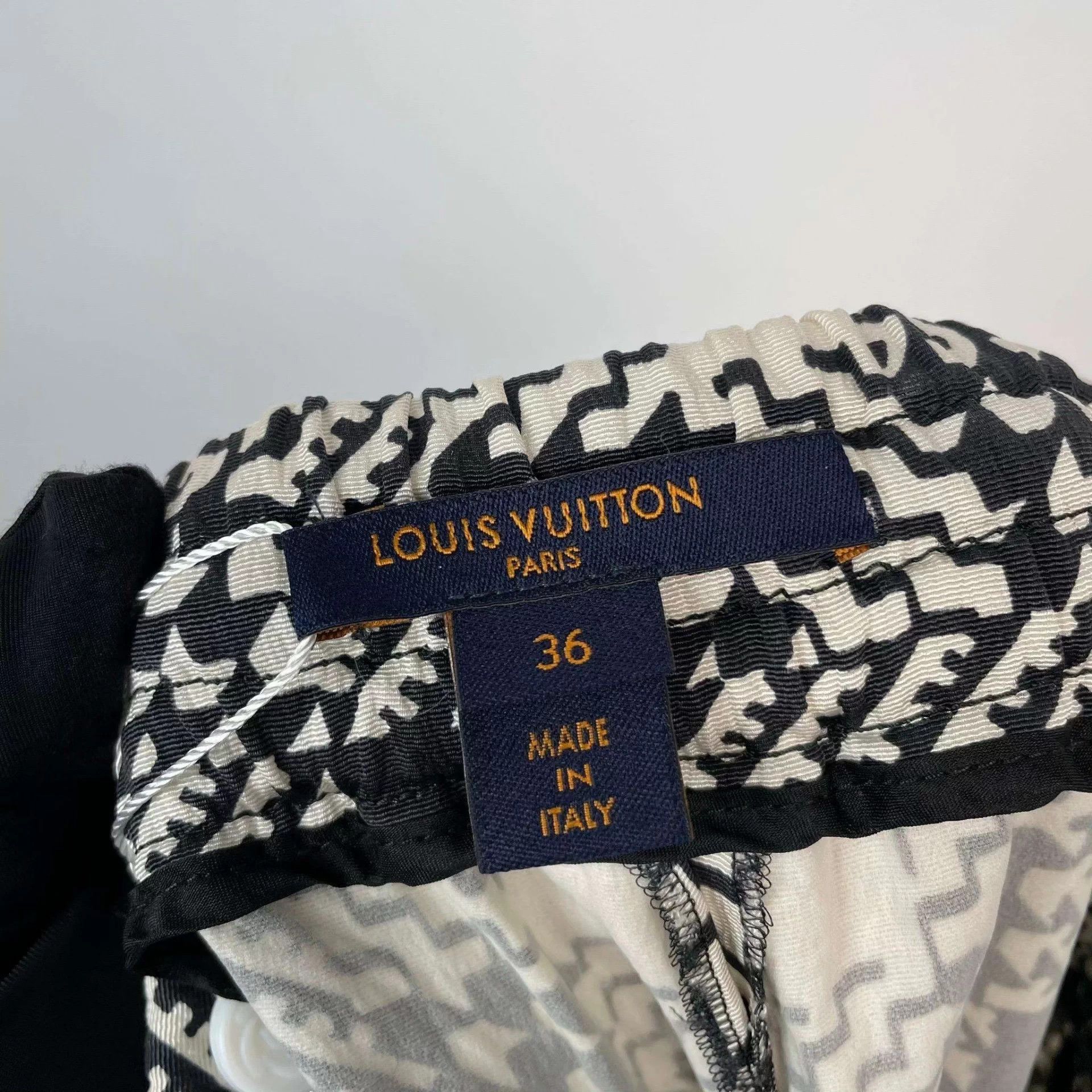 Louis Vuitton LV check silk pants black white size 36 Size 26" / US 2 / IT 38 - 3 Thumbnail